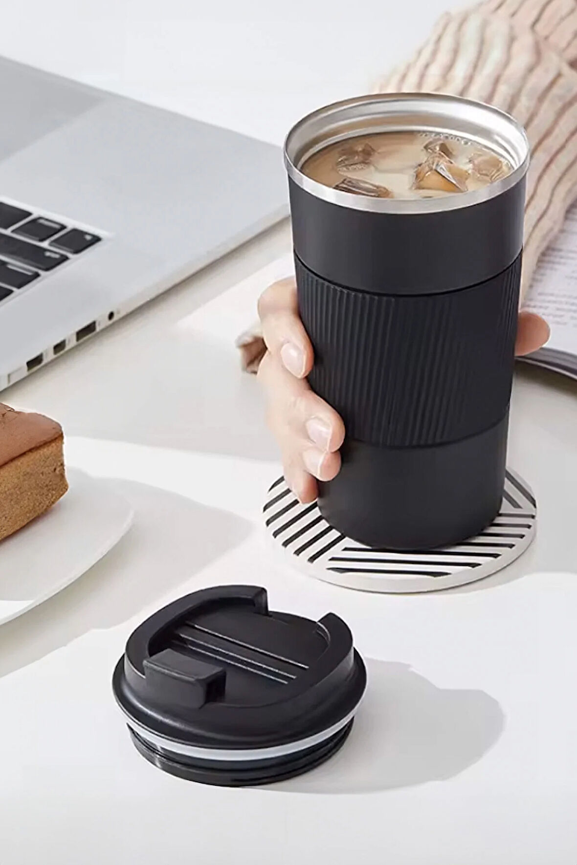 500ml Silikon Detaylı Çelik Termos