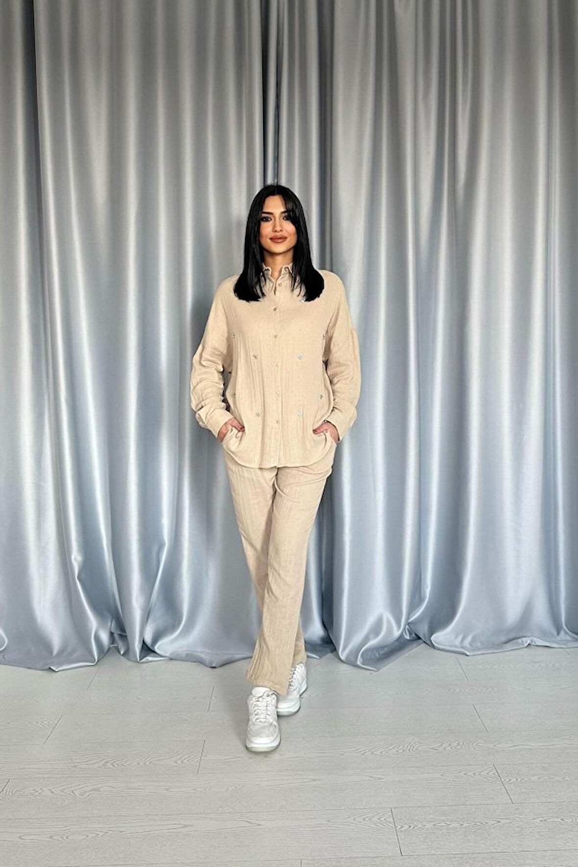 Yonca Moda Evi Bej 3 Taş Motifli Gömlek Ve Pantolon Takım