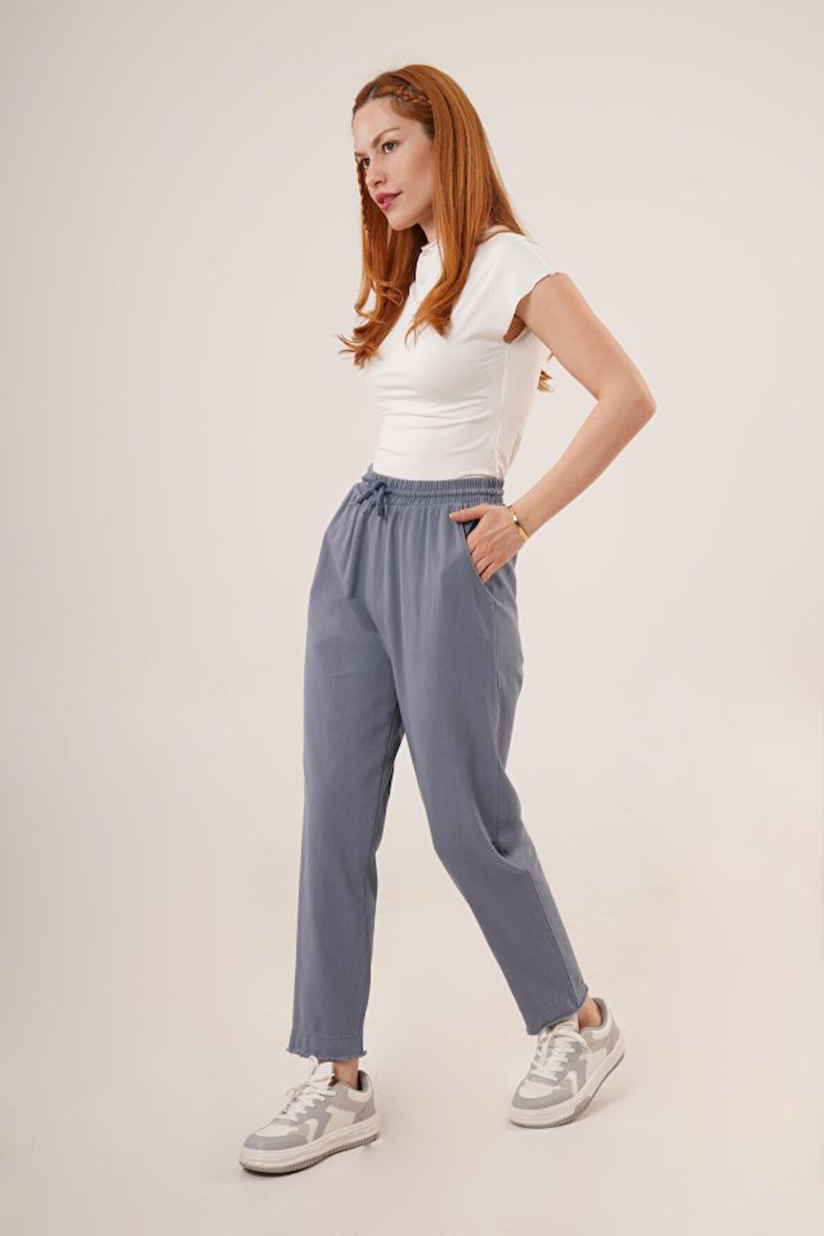 Yonca Moda Evi Cepli Belden Bağlamalı Paça Detaylı İndigo Pantolon