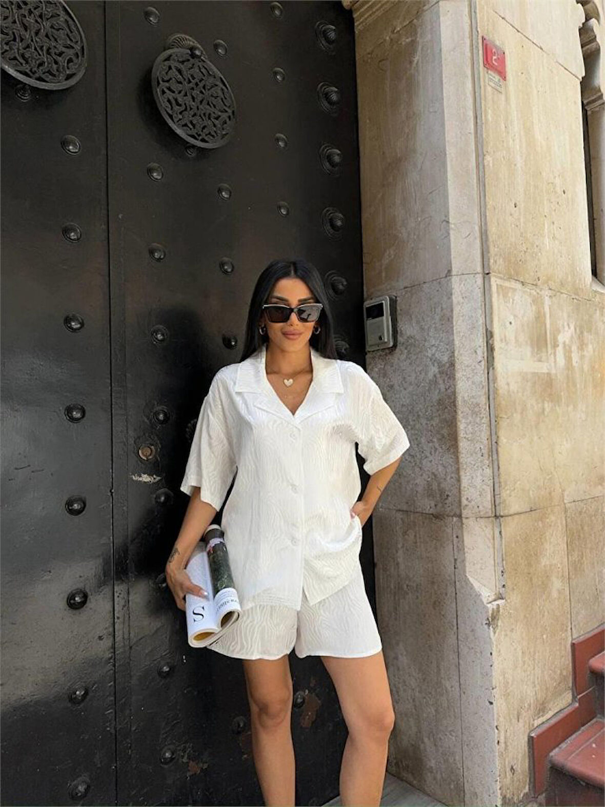 Yonca Moda Evi JAKARLI GÖMLEK -ŞORT TAKIM - Beyaz