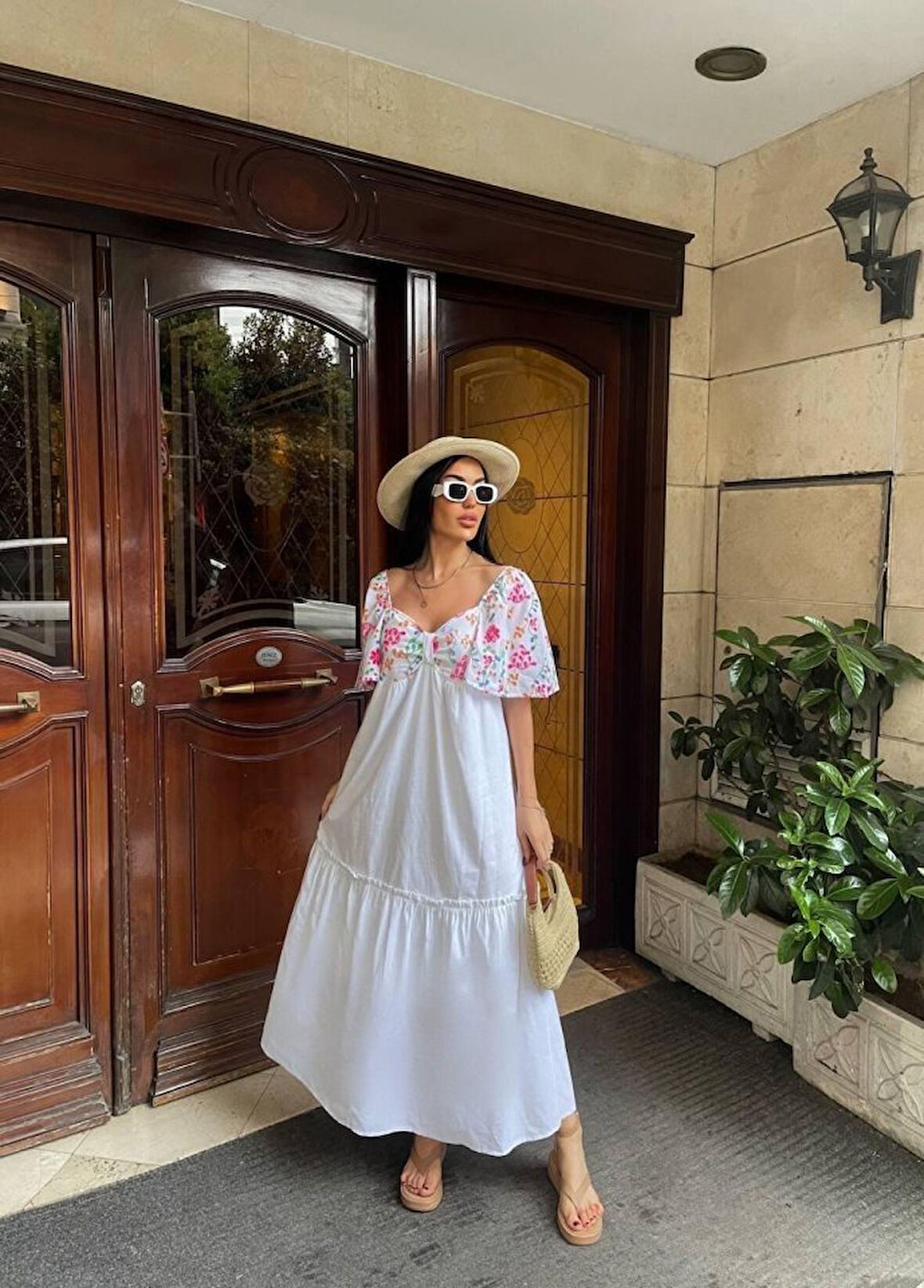 Yonca Moda Evi RENKLİ NAKIŞ DESENLİ ELBİSE - Beyaz