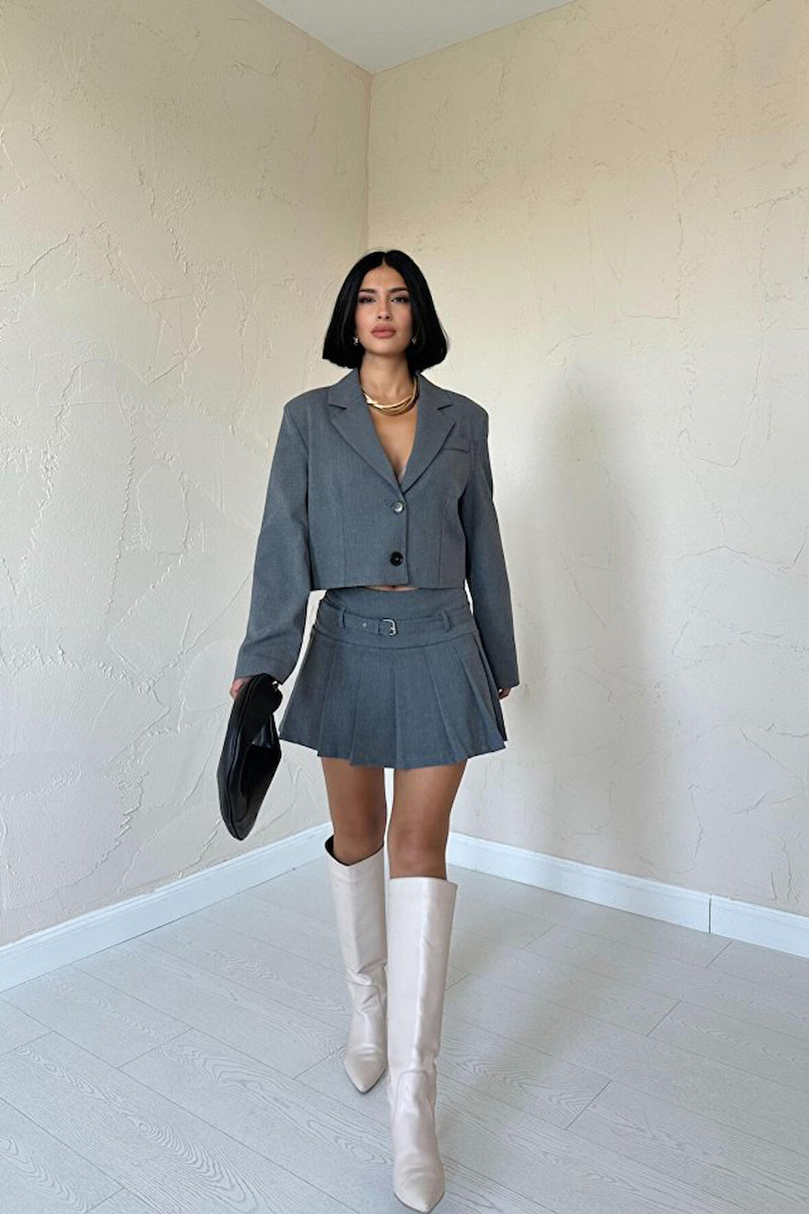 Yonca Moda Evi Gri Bomber Ceket Ve Pileli Etek Takım