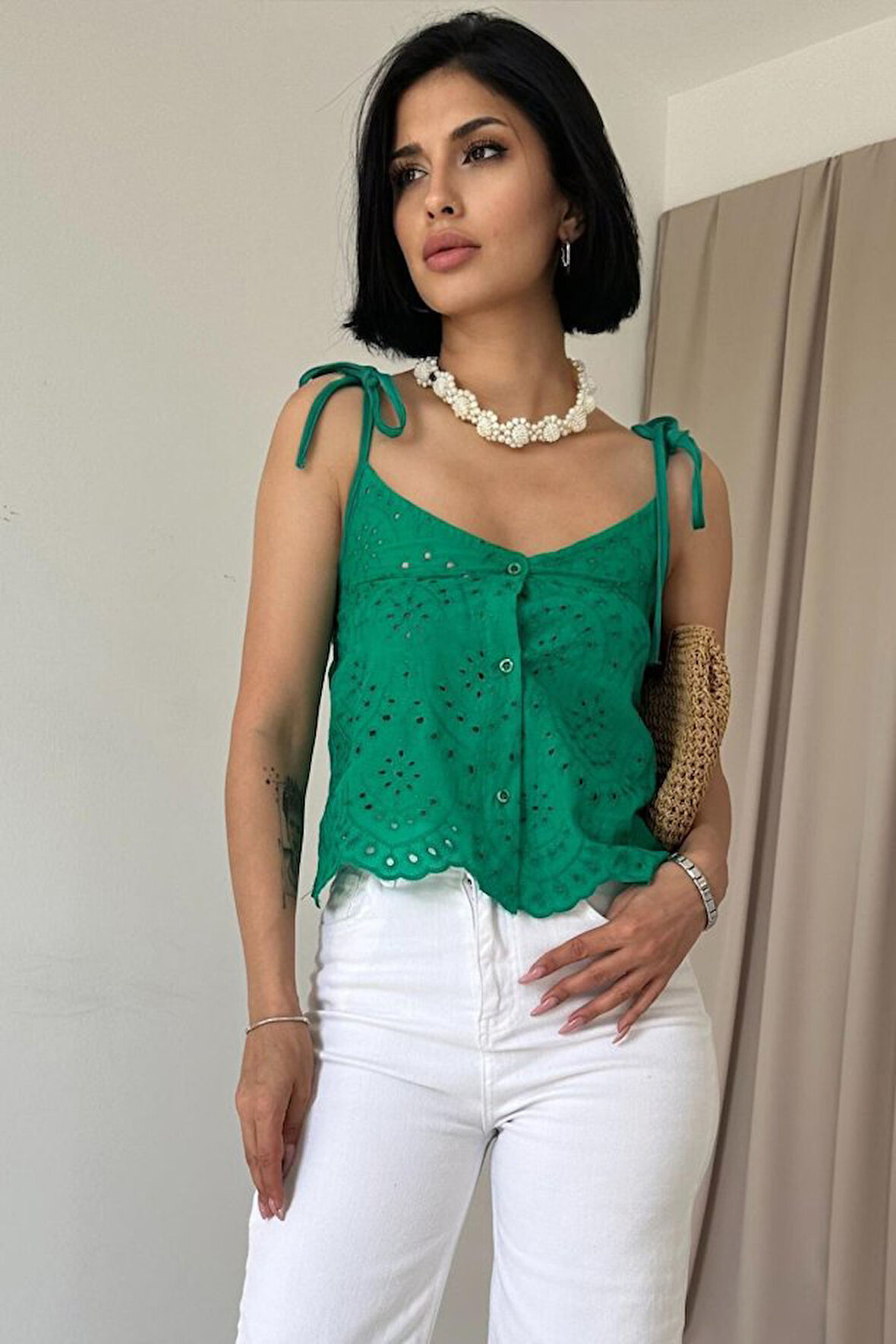 Yonca Moda Evi Yeşil Bağcıklı Brode Bluz