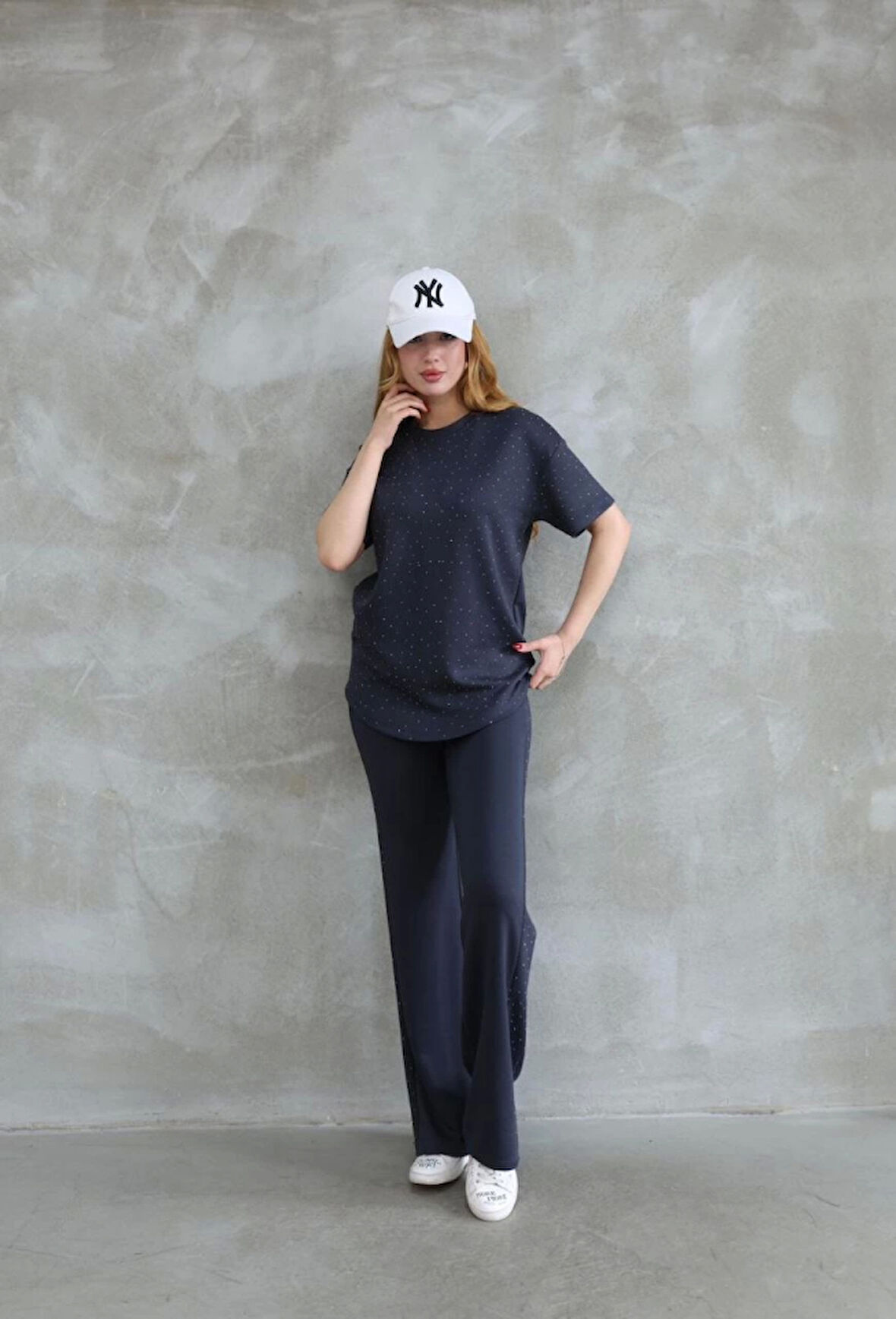 Yonca Moda Evi Osy Modal Yumuşak Dokulu Kumaş Bisiklet Yaka Taş Detaylı Kısa Kollu Takım - Füme
