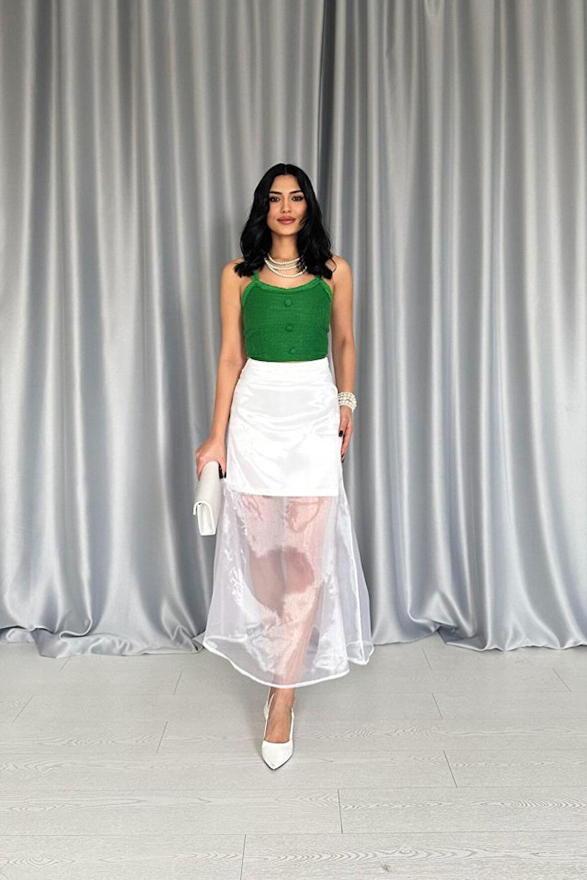 Yonca Moda Evi Beyaz Organze Detaylı Atlas Etek