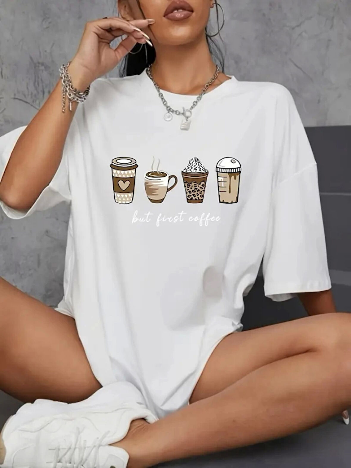 Yonca Moda Evi Baskılı Oversize Bisiklet Yaka T-shirt - Beyaz