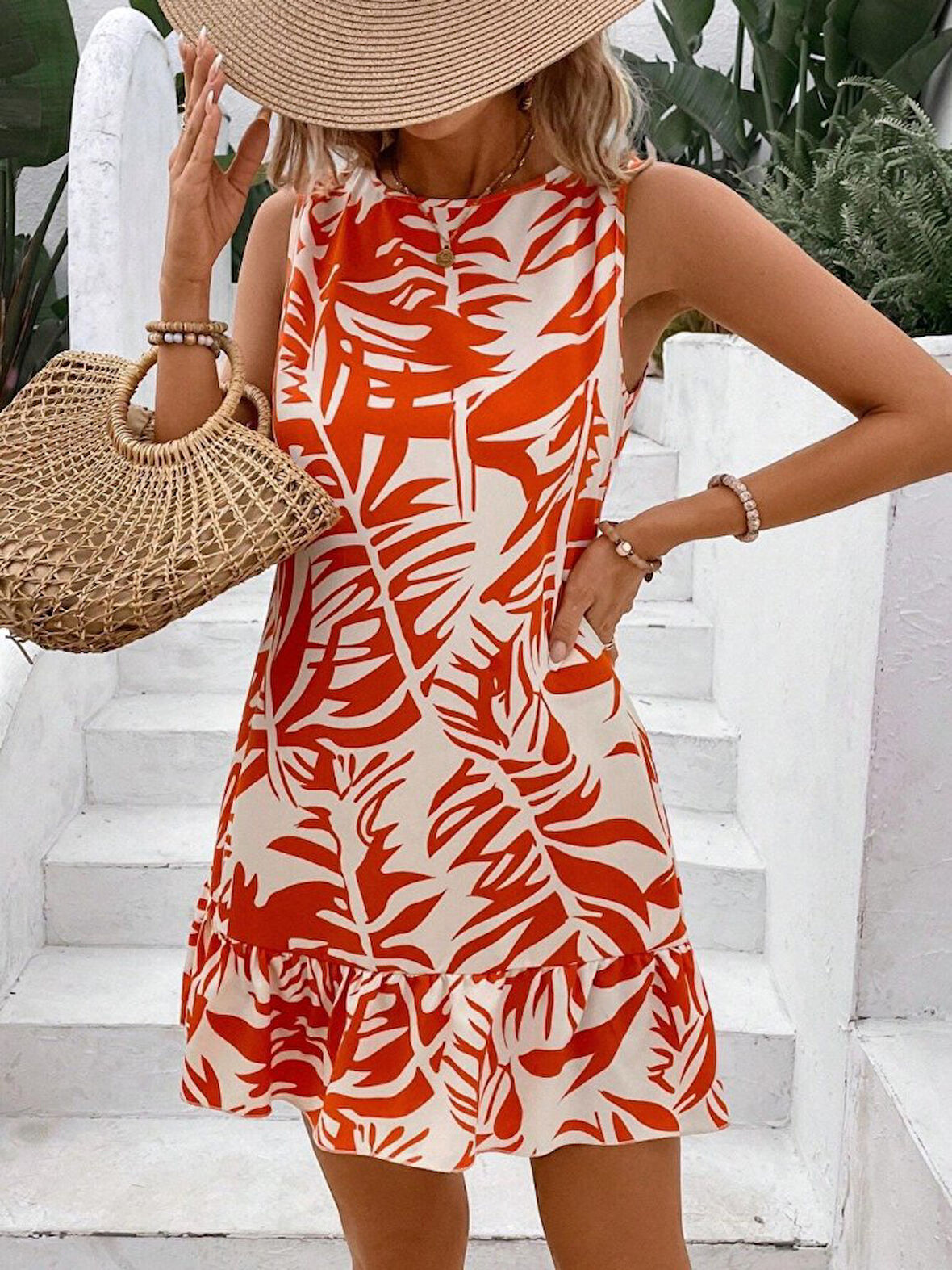 Yonca Moda Evi Kadın Sıfır Kollu Bisiklet Yakalı Fırfırlı Desenli Sofya Elbise