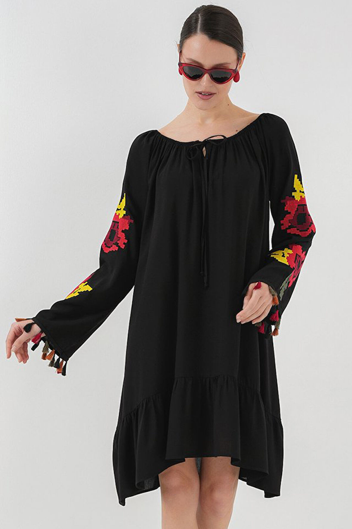 Yonca Moda Evi Nakışlı Midi Elbise 2531 - Siyah