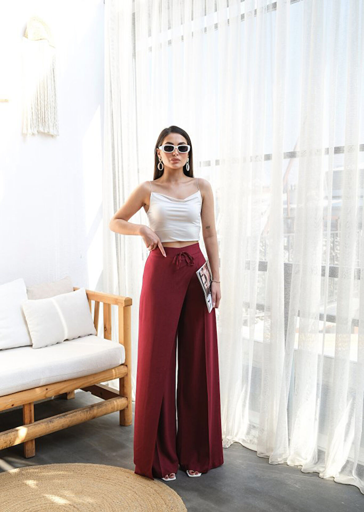 Yonca Moda Evi Keten Önü Çapraz Parçali Lasti̇kli̇ Ve Bağcikli Geni̇ş Paça Pantolon