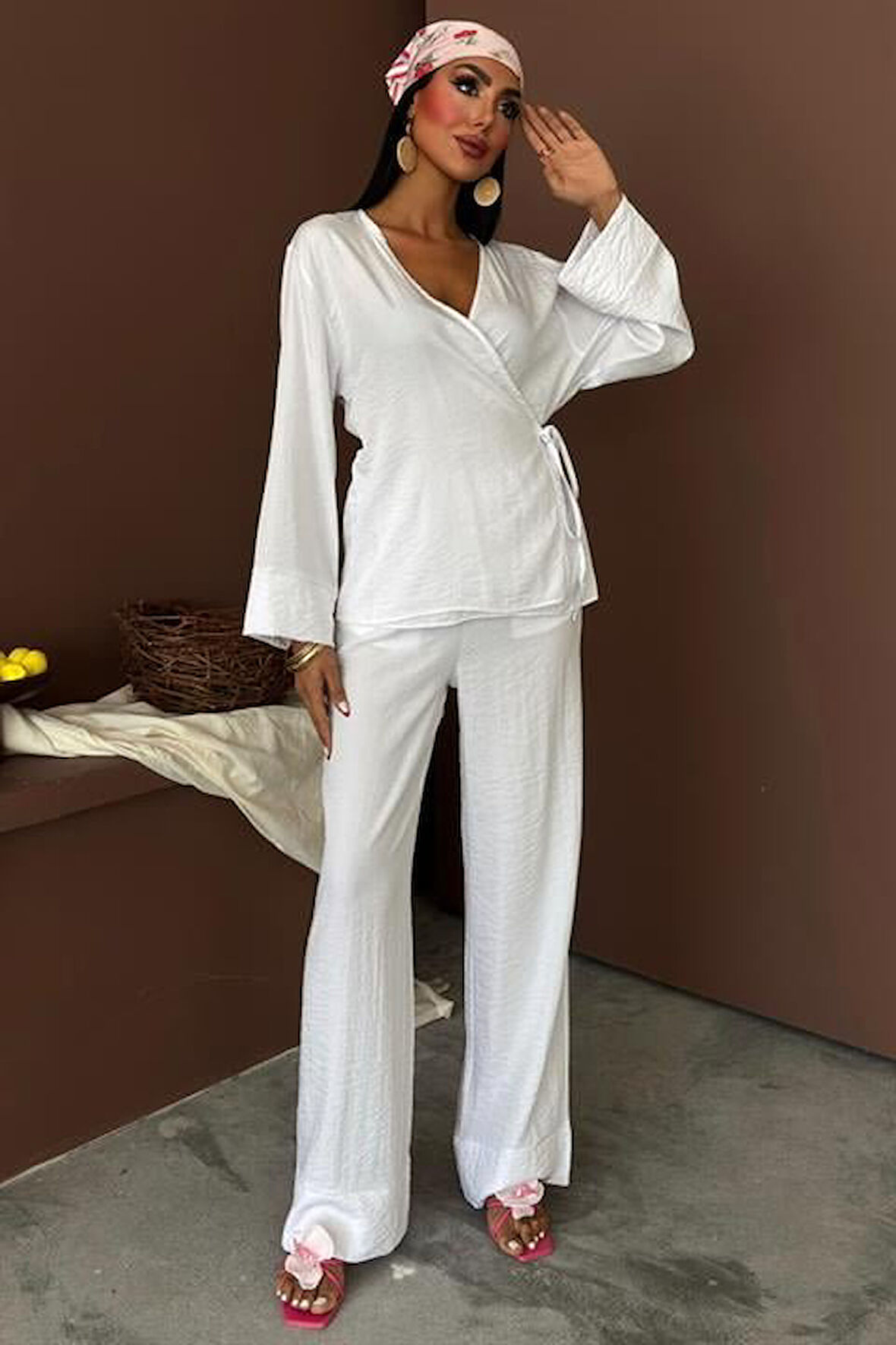 Yonca Moda Evi Kruvaze Model Klasik Pantolonlu Çupra Keten Takım 10191