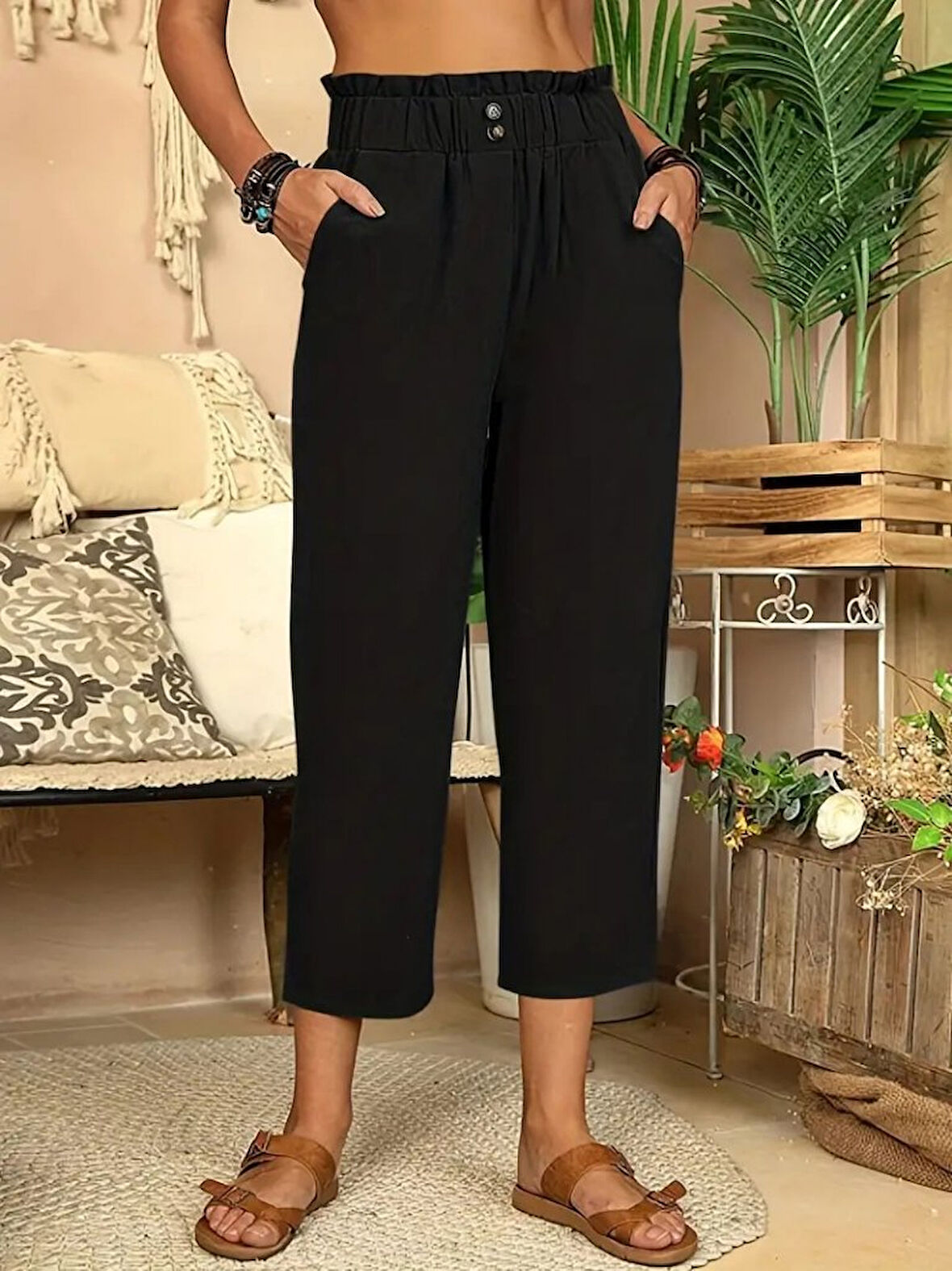Yonca Moda Evi Kadın Bel Büzgü Ve Düğme Detay Kapri Keten Pantolon