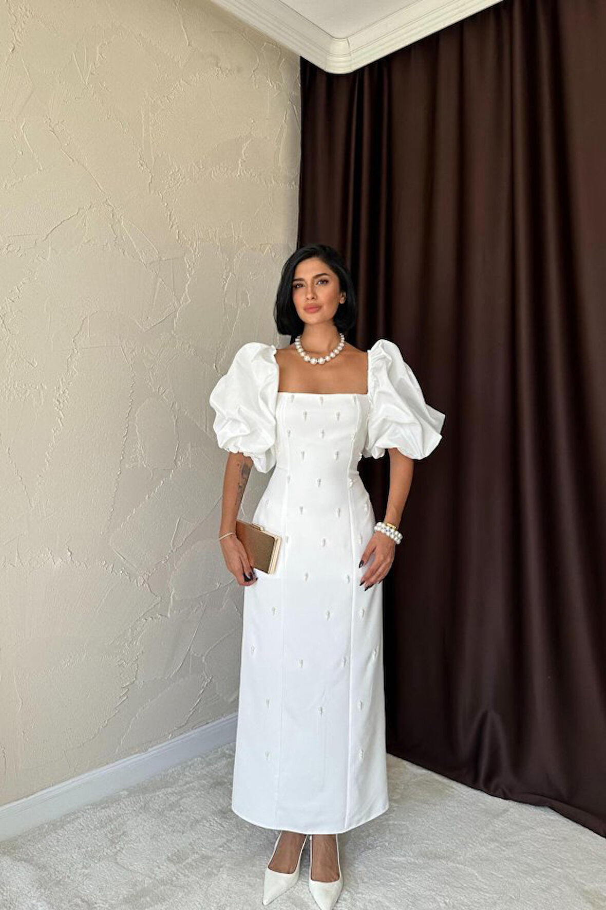 Yonca Moda Evi Beyaz İşlemeli Kolu Garnili Elbise