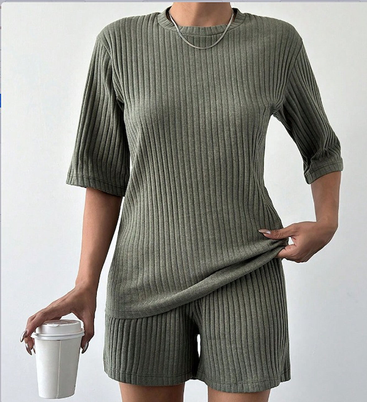 Yonca Moda Evi Kadın Kısa Kollu Bisiklet Yaka Kaşkorse Bluz şort Ikili Takım