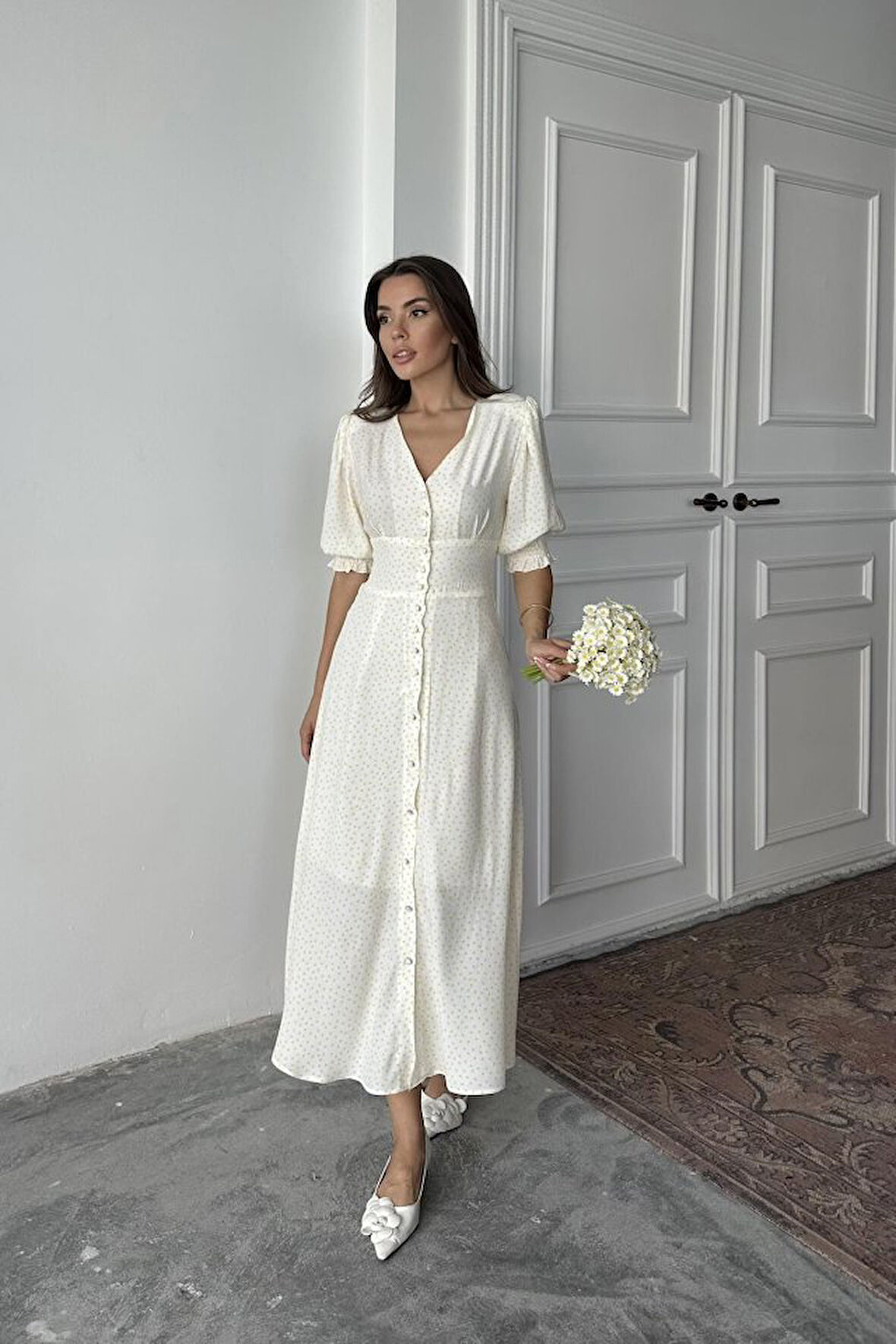 Yonca Moda Evi Sarı Arka Ve Bel Ucu Gipeli Elbise