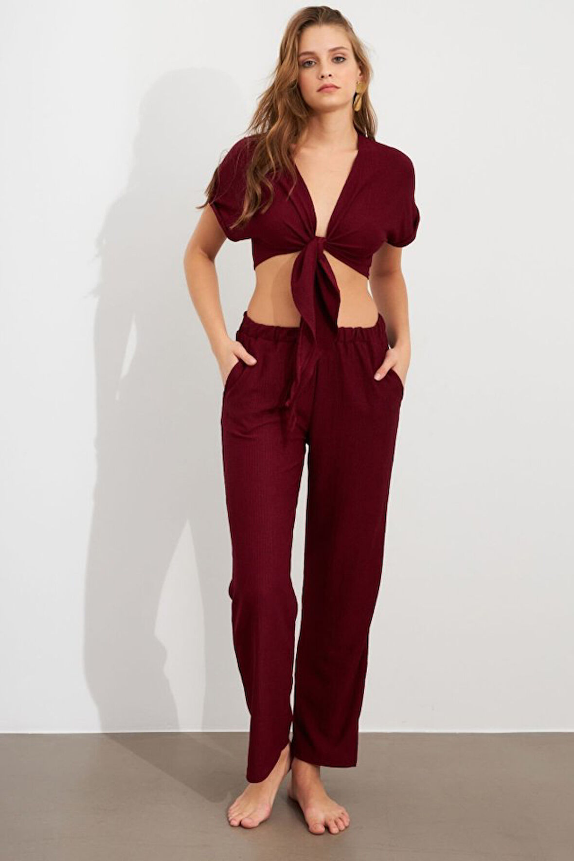 Yonca Moda Evi Kadın Bürümcük Kumaş Pantolonlu Takım