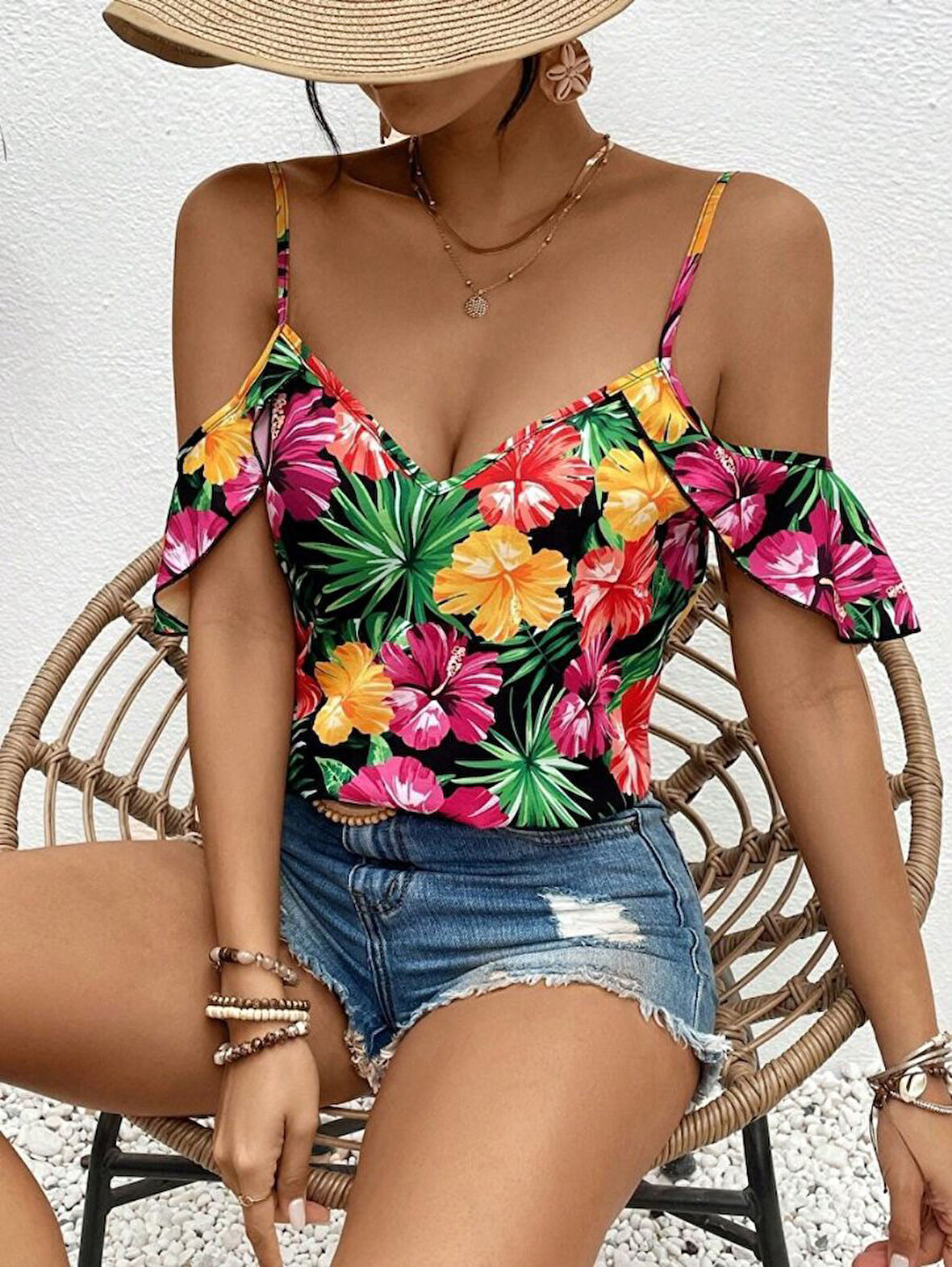 Yonca Moda Evi Kadın Askılı Omuzlardan Açık çiçek Baskılı Bluz