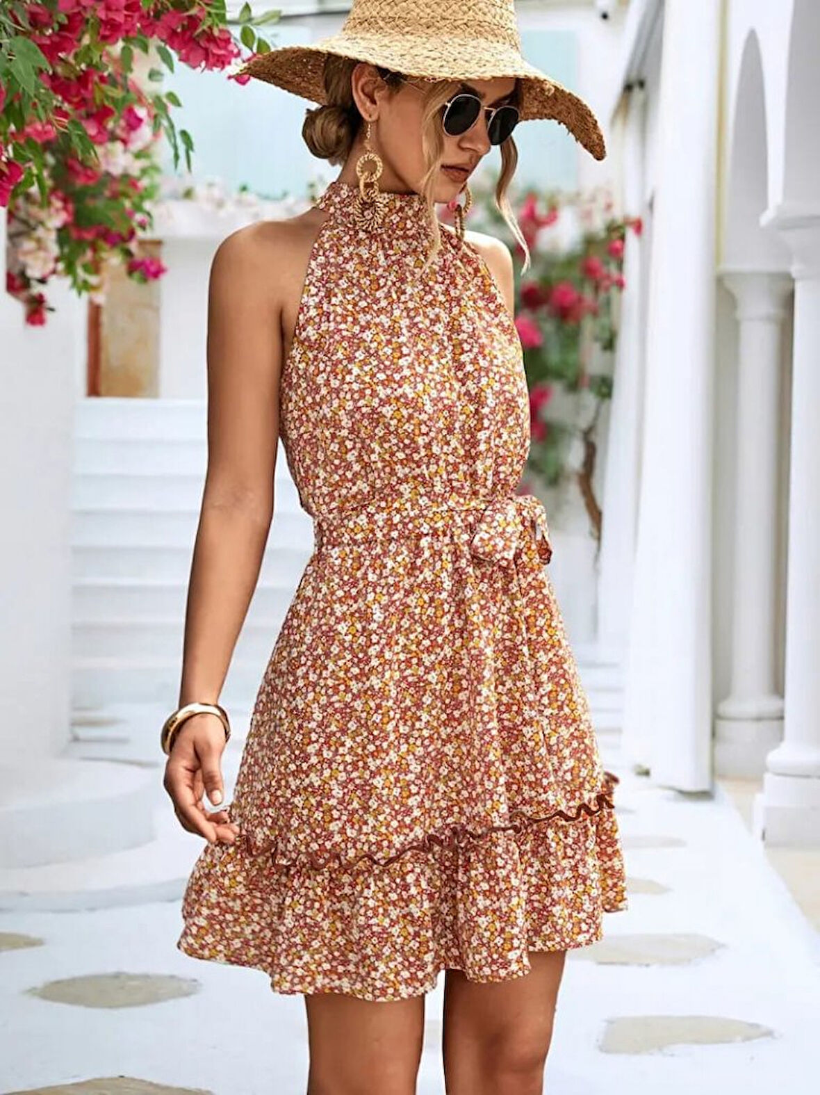 Yonca Moda Evi Kadın Eteği Volanlı Halter Yaka Süprem Elbise