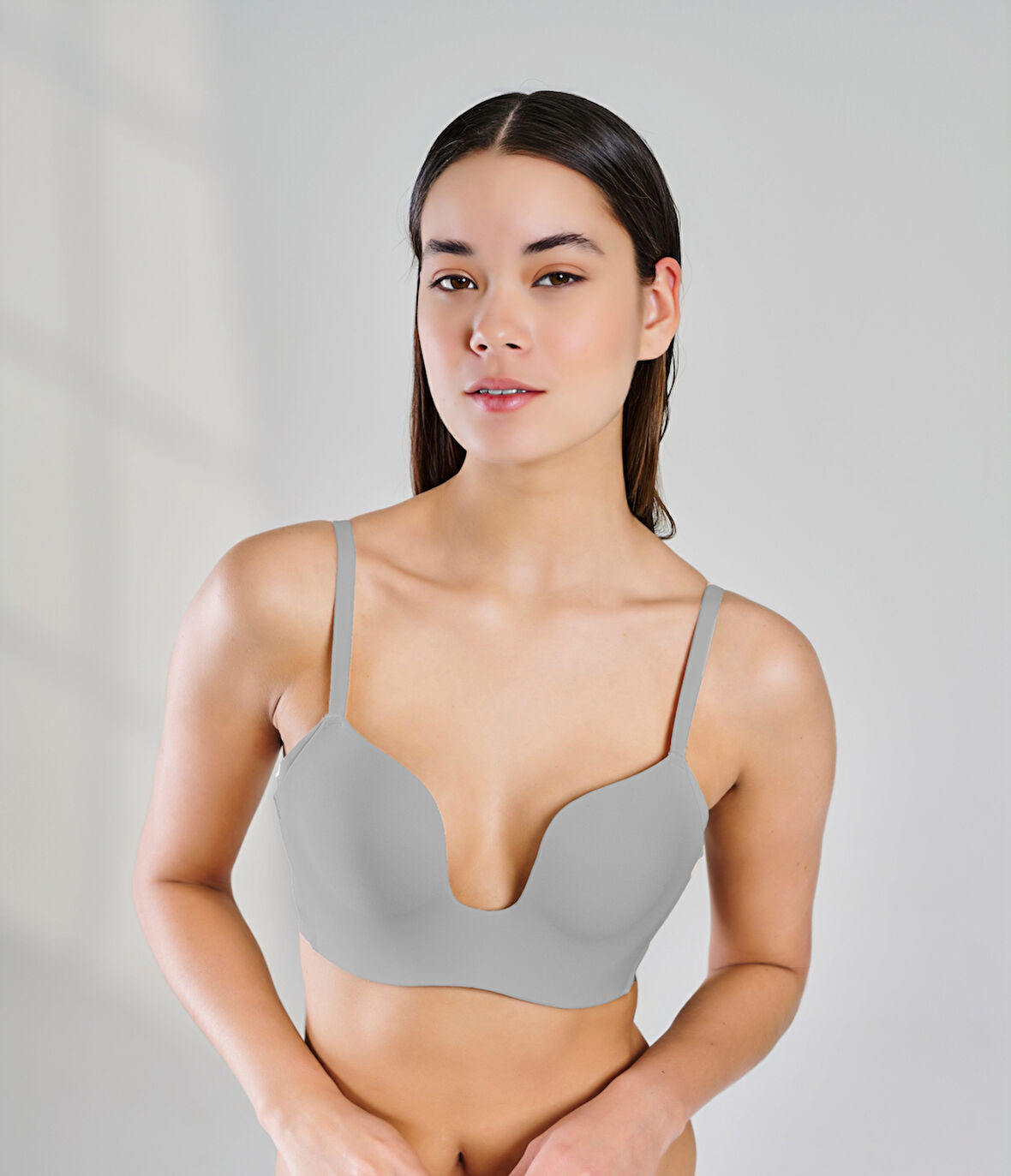 YENİ İNCİ İZ YAPMAYAN BALENSİZ DOLGULU HAFİF SÜTYEN BR106