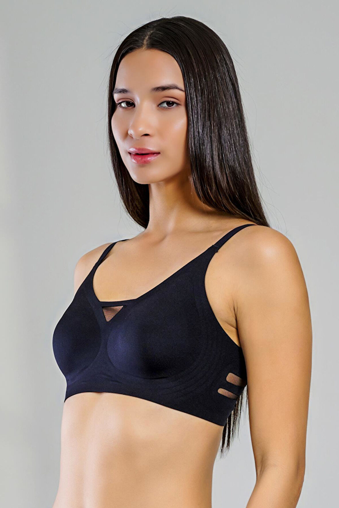 YENİ İNCİ İZ YAPMAYAN LAZER KESİM HAFİF SÜTYEN BR109