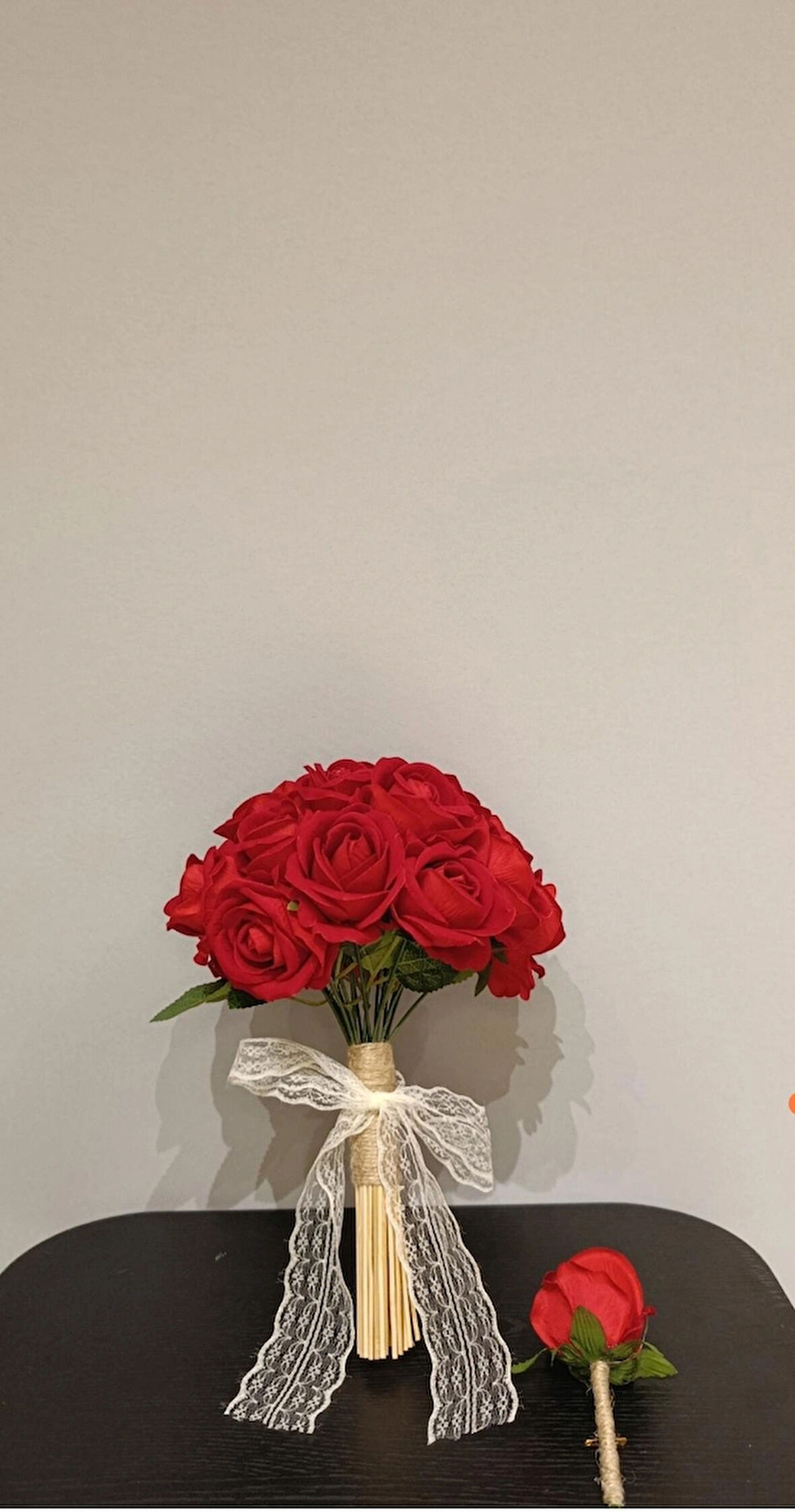 Kırmızı gül Gelin buketi