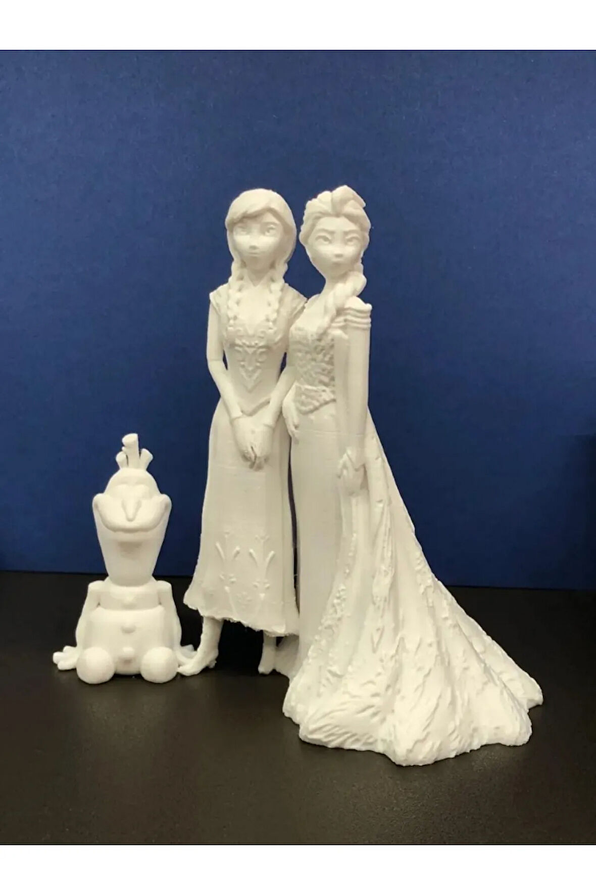 Anna & Elsa & Olaf Karlar Ülkesi Figür / Büst / Biblo 15 Cm