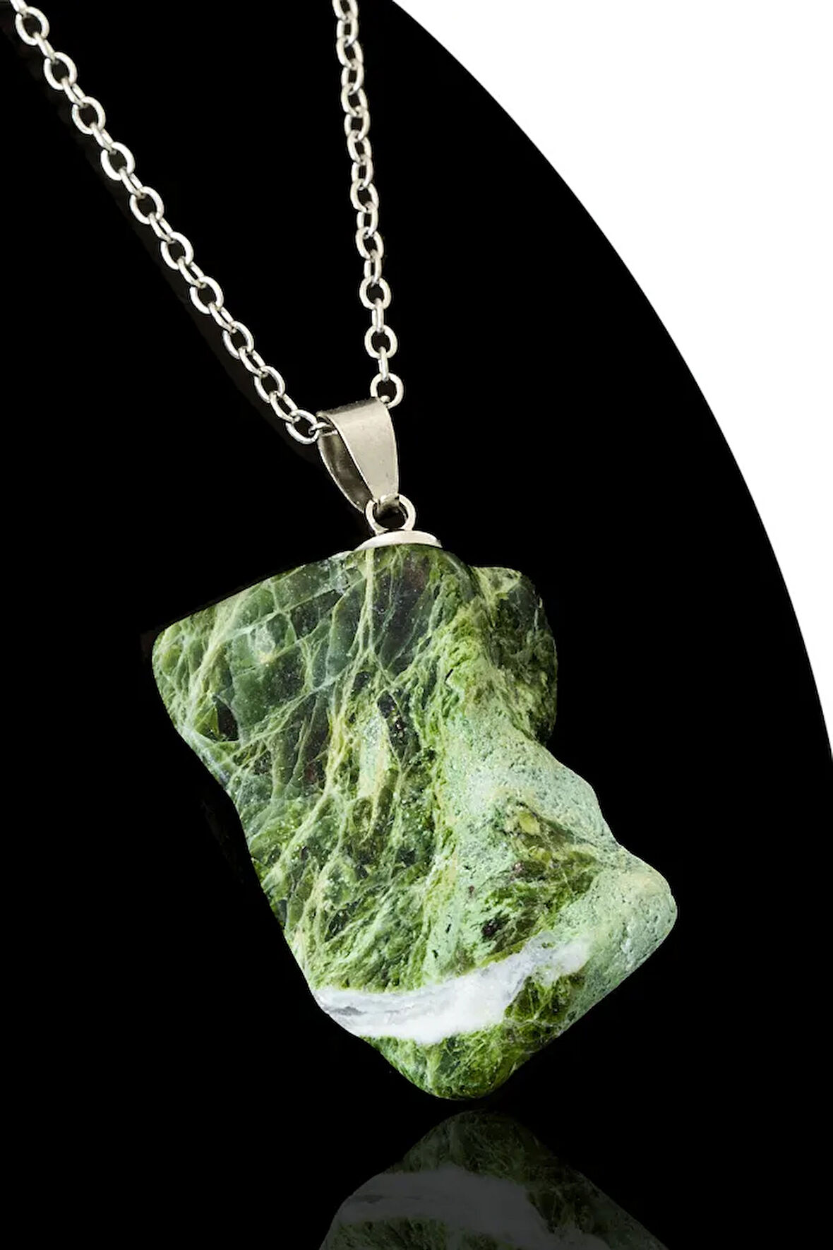 Sertifikalı Ham İşlenmemiş Yeşil Lepidolit Taşı Kolye - XL