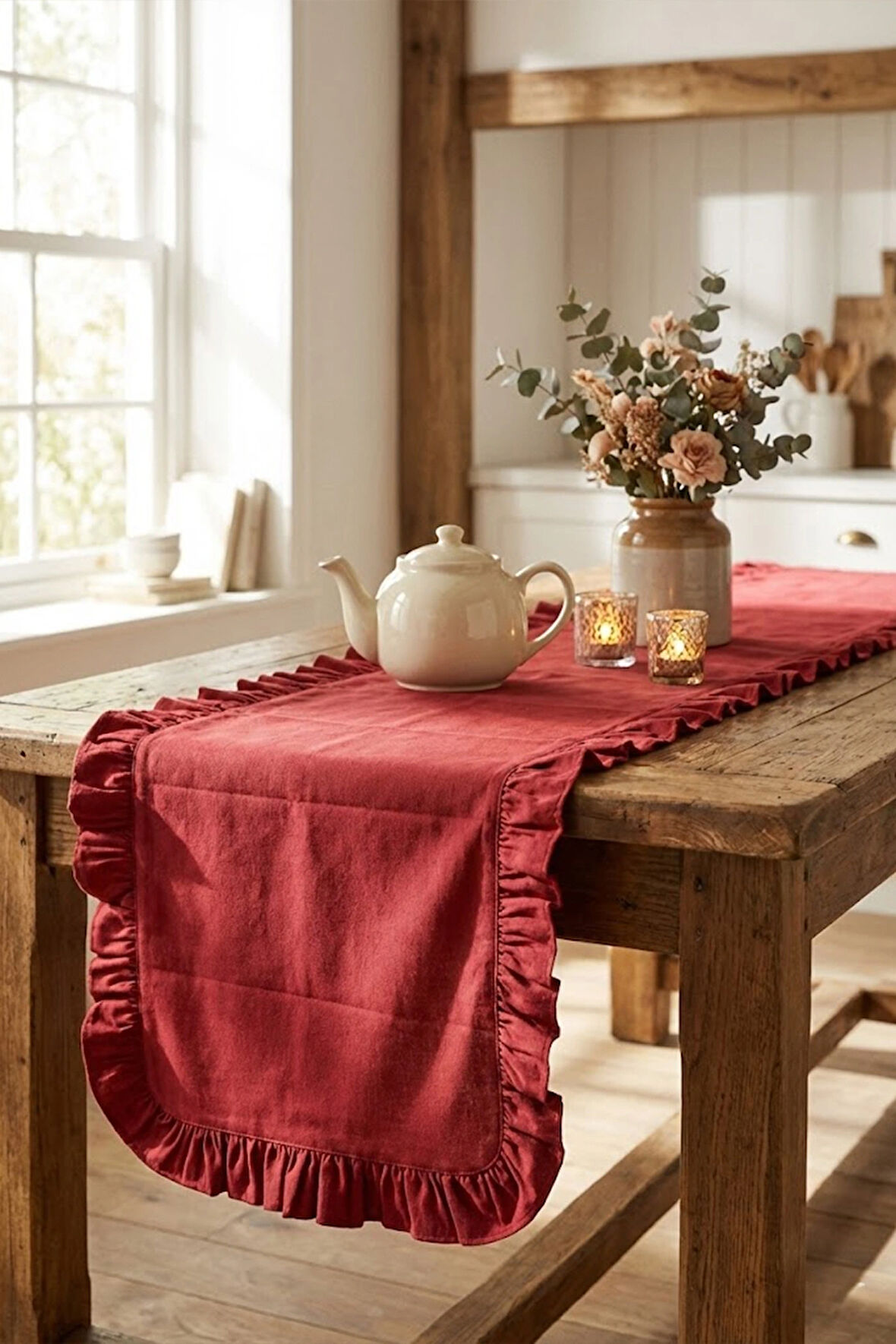 Bordo Fırfırlı Masa Runner 150x50 cm – Şık Dekoratif Masa Örtüsü