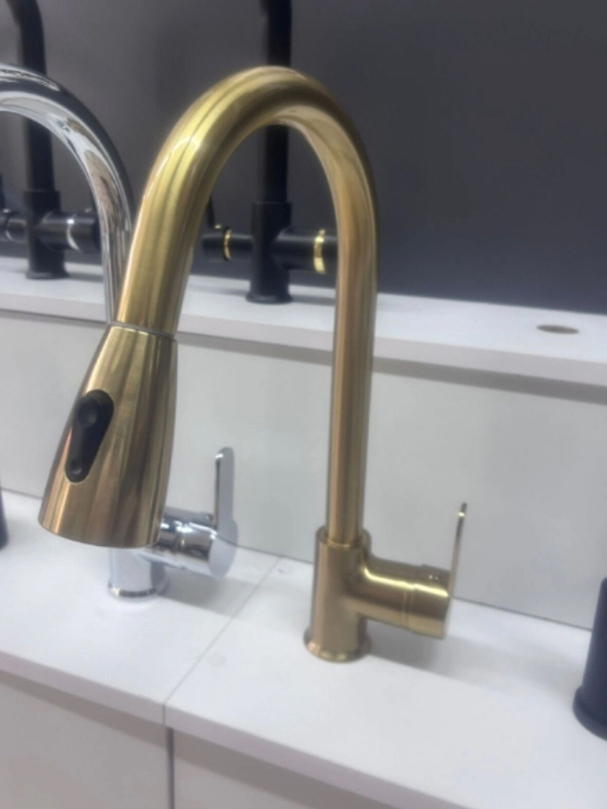 Spiralli Fonksiyonel Başlıklı Mutfak Evye Bataryası Mat-Gold