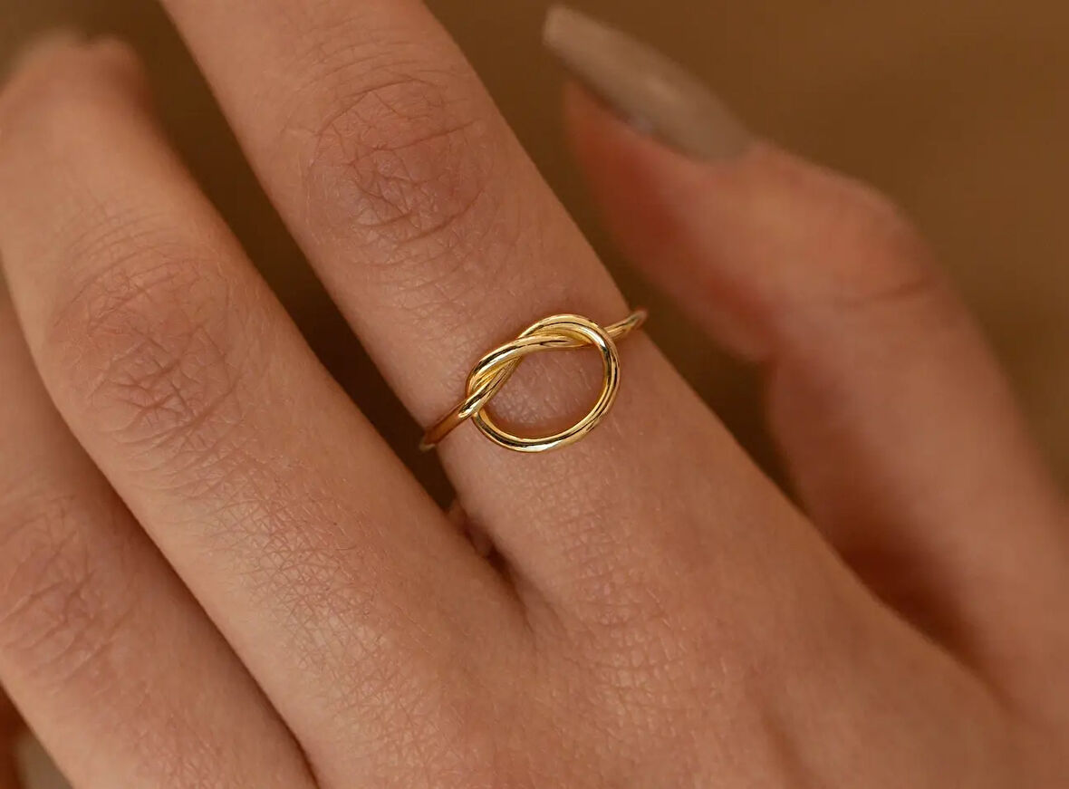 Altın Düğüm Yüzük