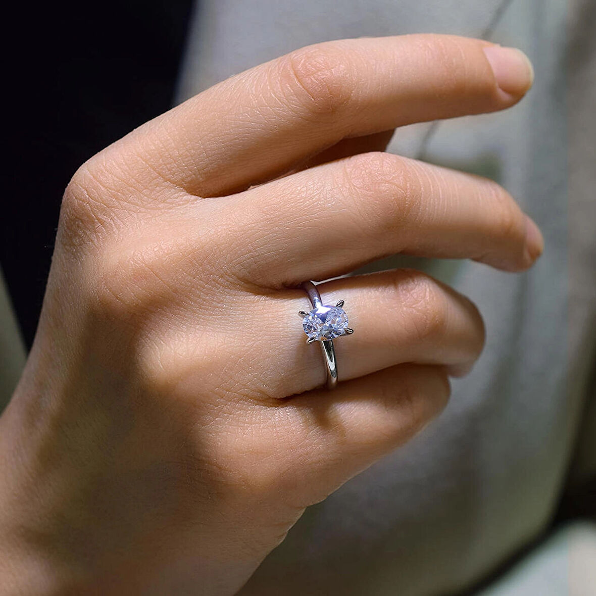 Oval Tektaş Altın Yüzük