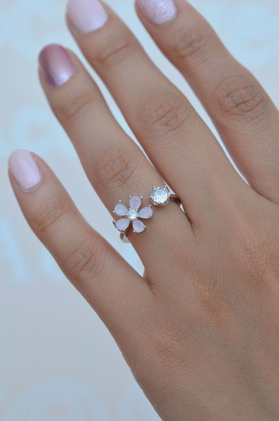 Gümüş Renk Lila Çiçekli Ayarlanabilir Yüzük