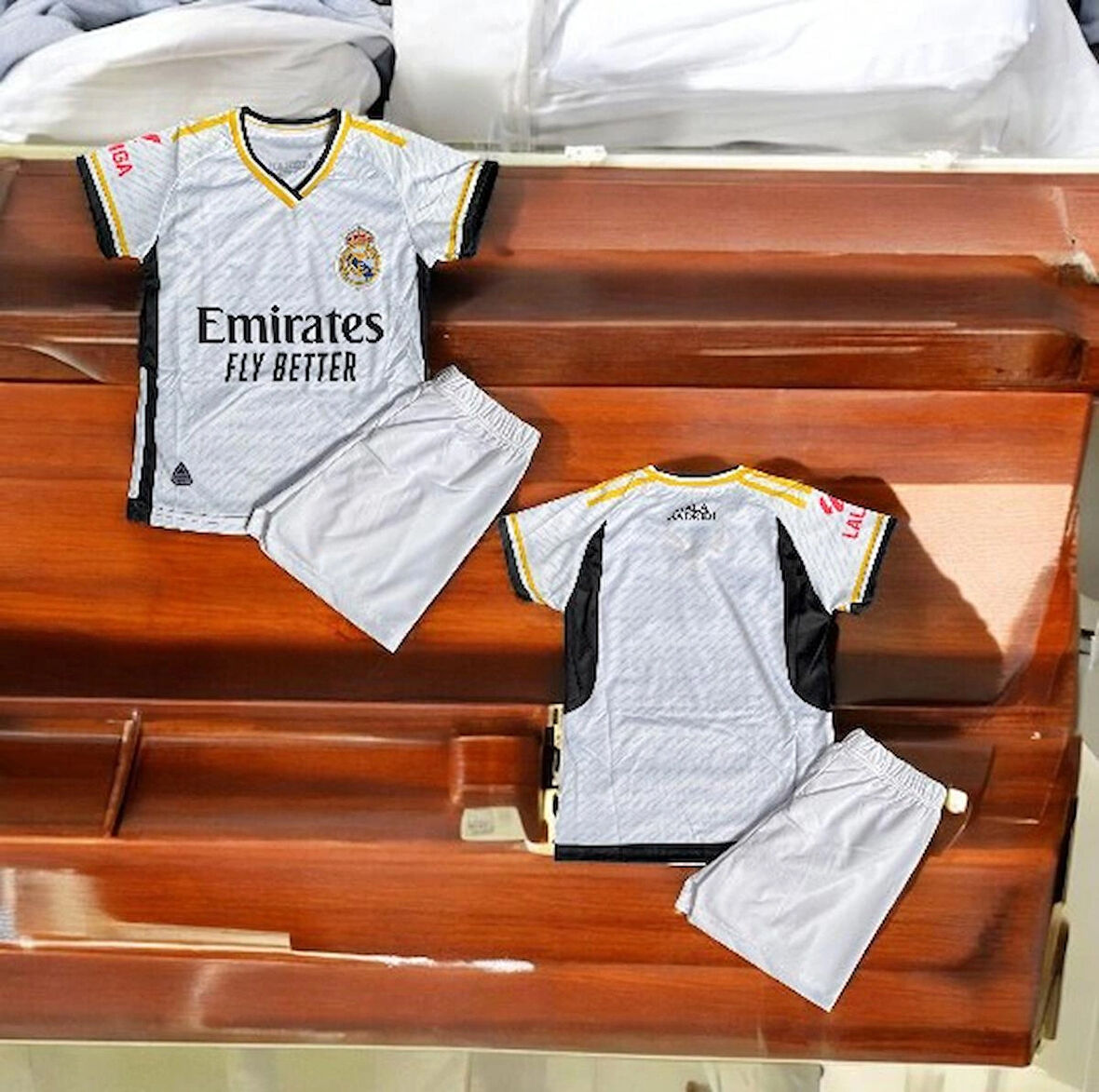 Real Madrıd Nostalji Çocuk Futbol Forma Seti Forma,şort