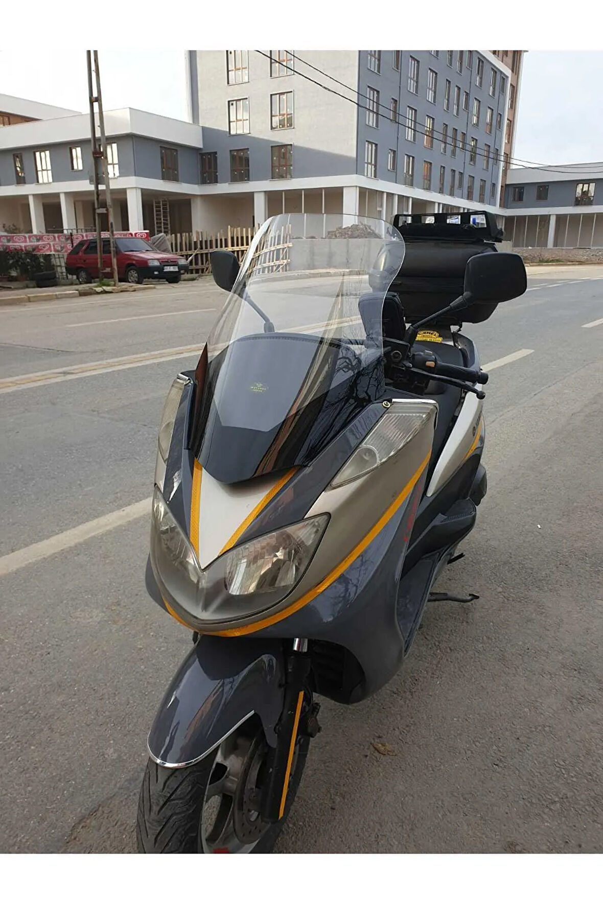 Yamaha Majesty 400 Ön cam 2005 2006 Model Yılı 68cm Şeffaf Renk 4mm Uzun Geniş Cam