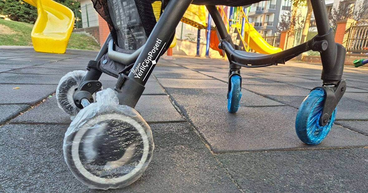 Bebek arabası Galoşu