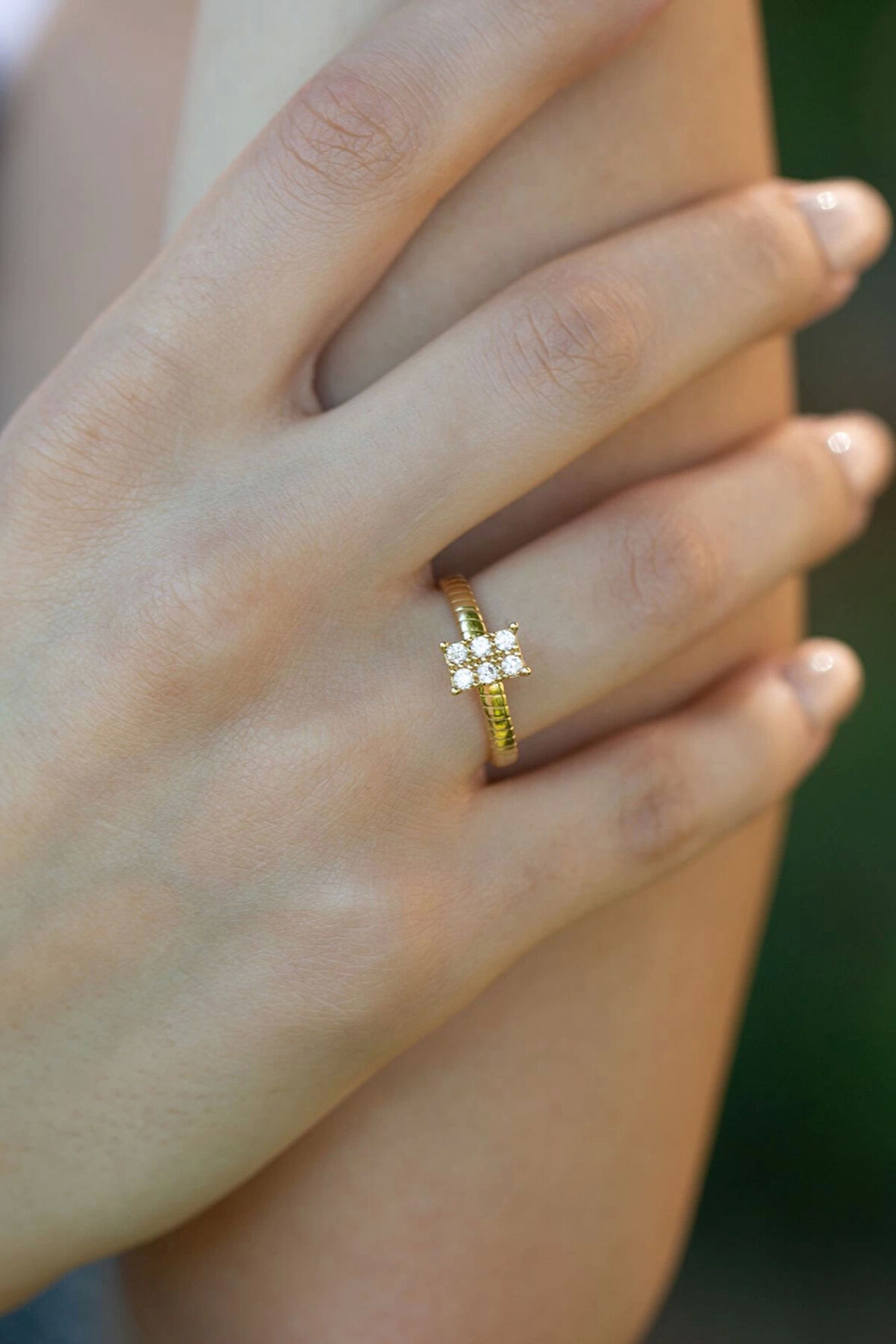 Gurmet Detaylı Baget Altın Yüzük