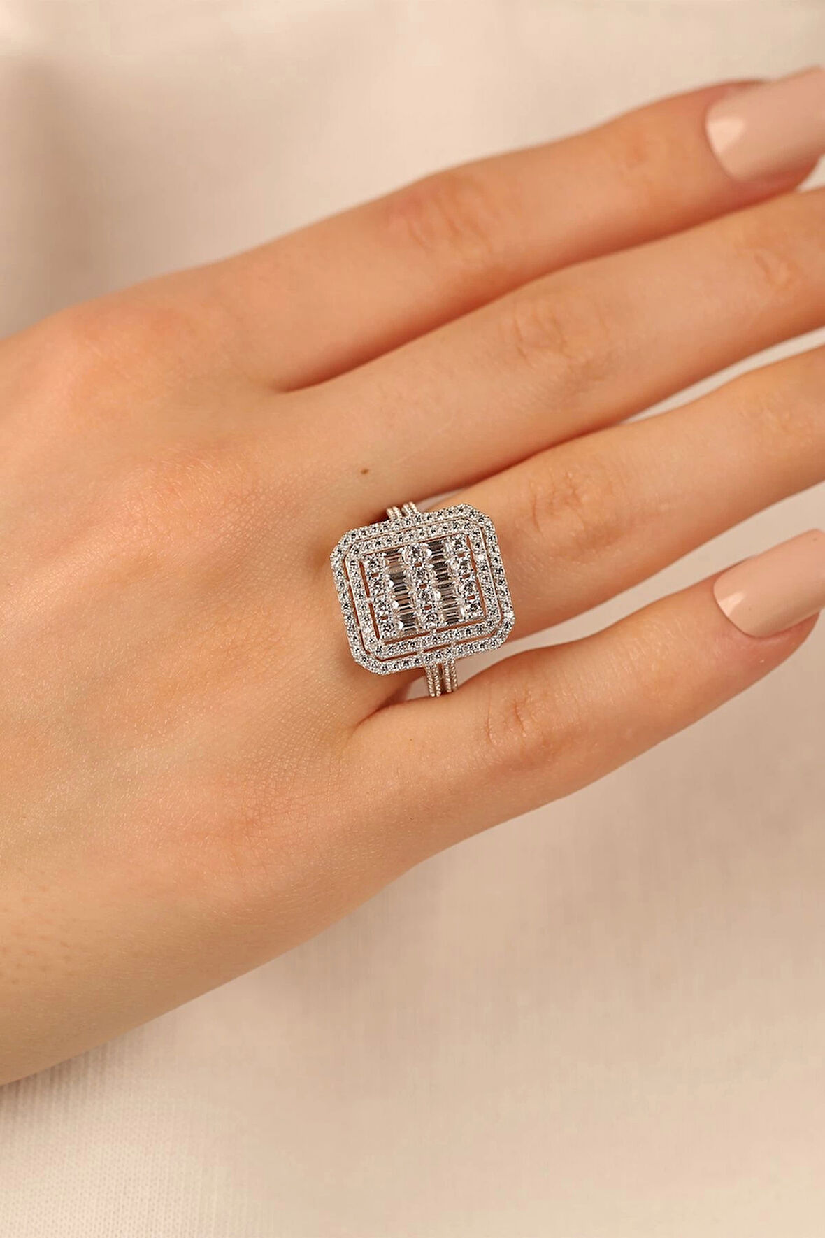 Baget Altın Yüzük