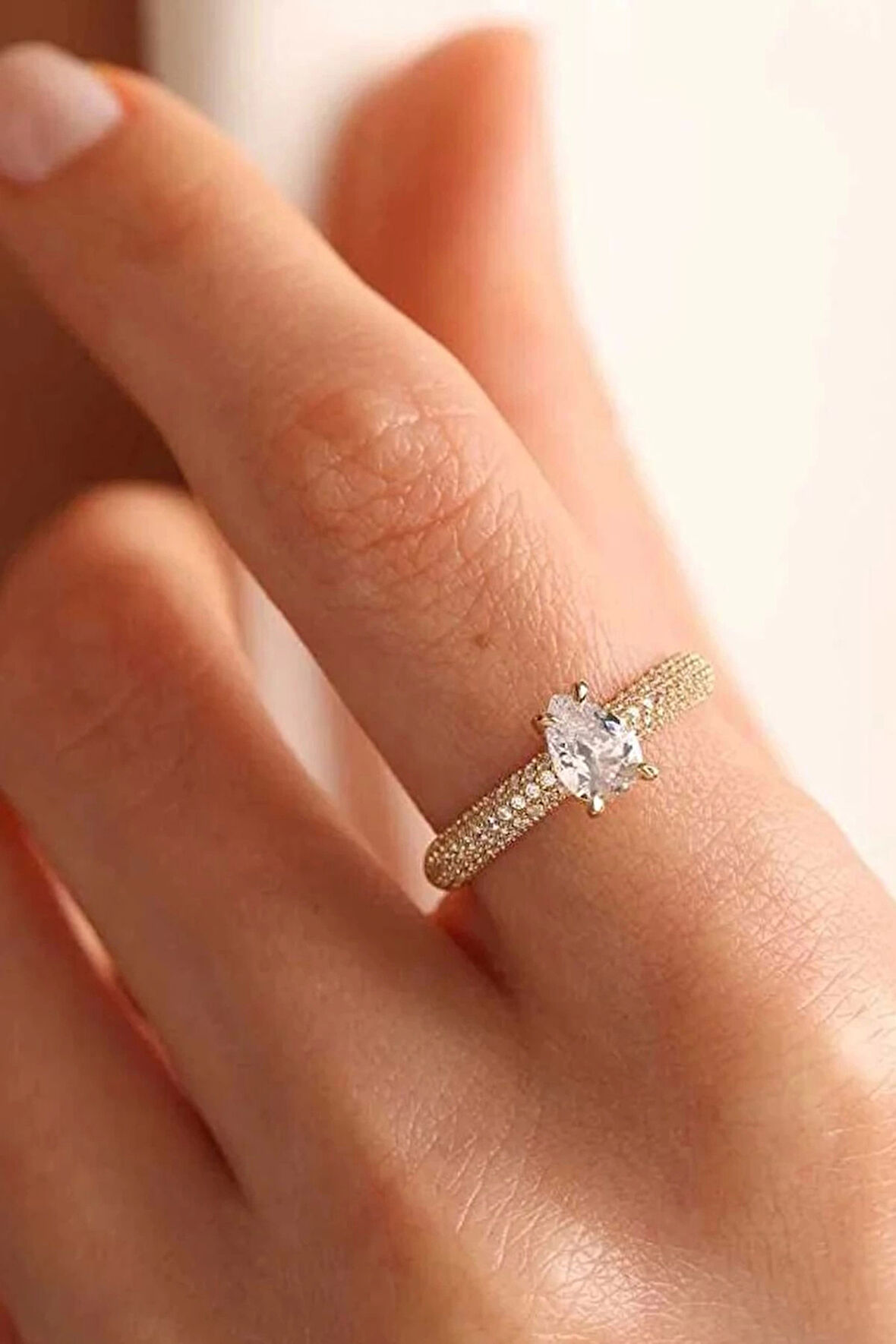 Damla Tektaş Altın Yüzük