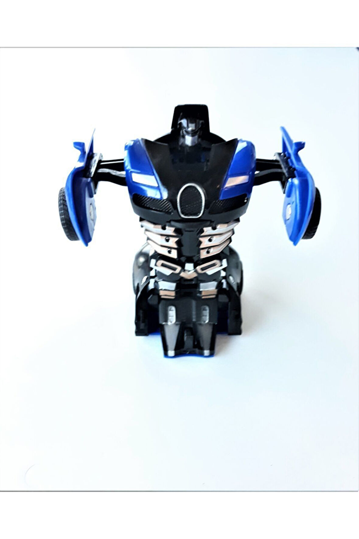 Bugatti Robota Dönüşen Araba Çocuk Eğitici Oyuncaklar