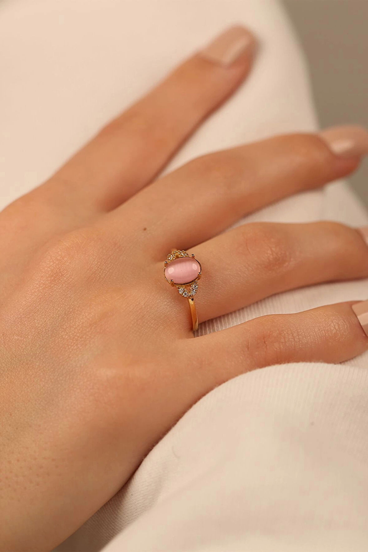 Pembe Opal Taşlı Altın Yüzük