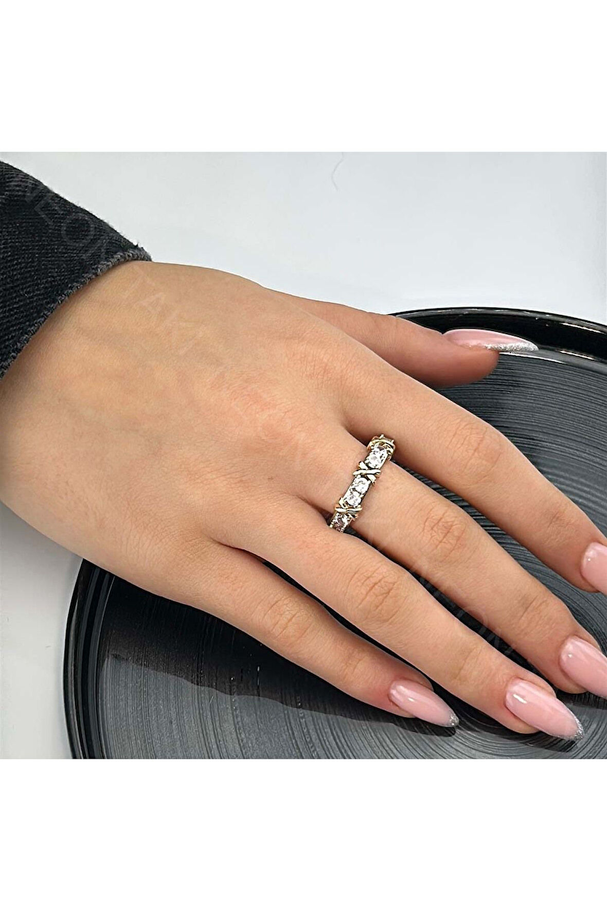 Xo Figürlü, Zirkon Taşlı Yüzük 18, Gümüş Renk, 18 Numara