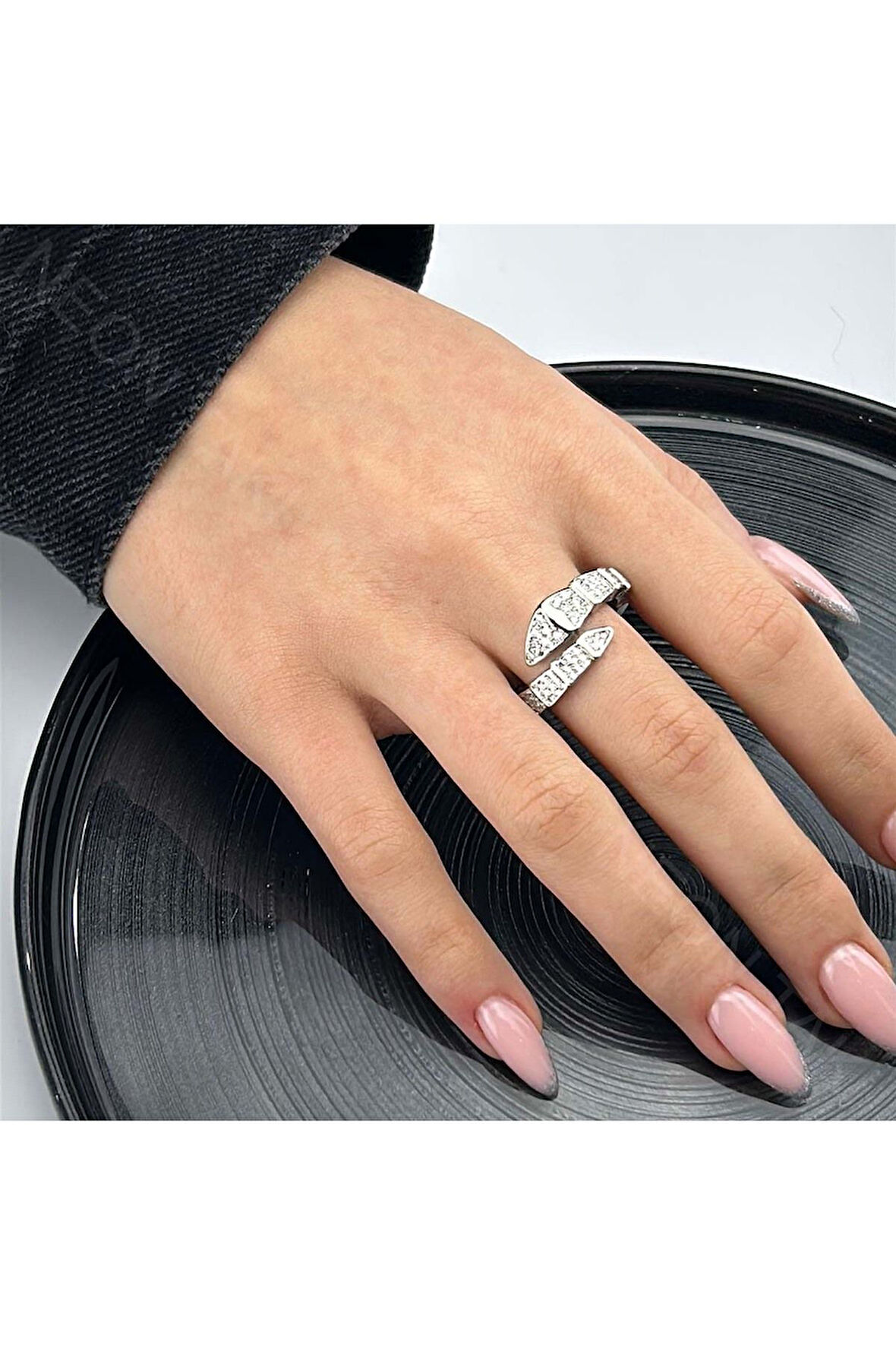 Blv Figürlü, Zirkon Taşlı Yüzük 94, Gümüş Renk, Ayarlanabilir