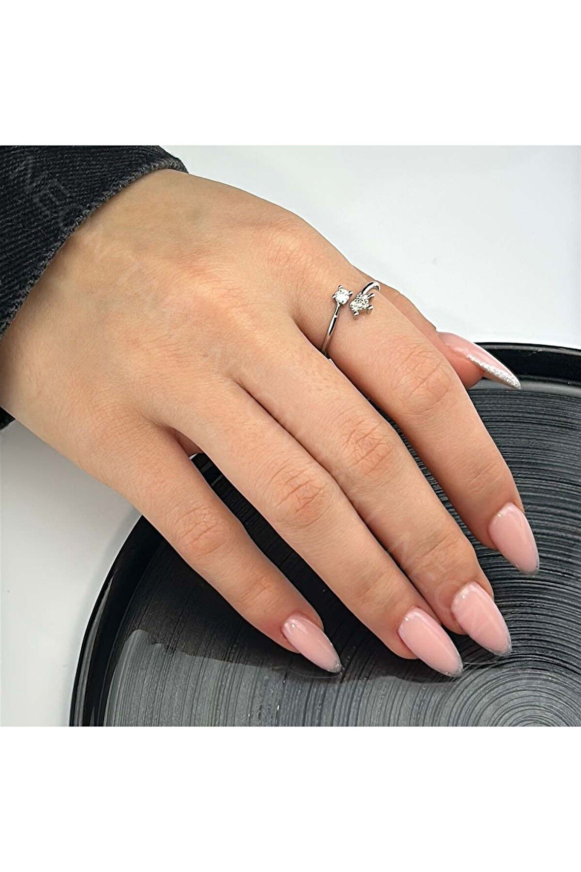 Zirkon Taşlı, Taçlı, Bijuteri Eklem Yüzüğü 124, Gümüş Renk, Ayarlanabilir