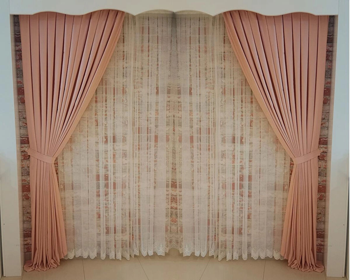 Açık Gül Renk Fon Kadife Perde Çift Kanat 1/3 Sık Pileli Dikim V-24