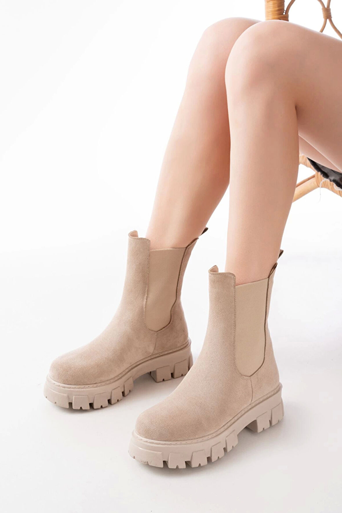 Fz-299 Bej Süet Yüksek Tabanlı Lastikli Günlük Kadın Bot