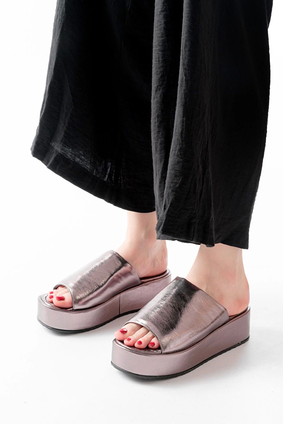 861-1011 Rose Cam Kırığı Geniş Bantlı Dolgu Kadın Terlik