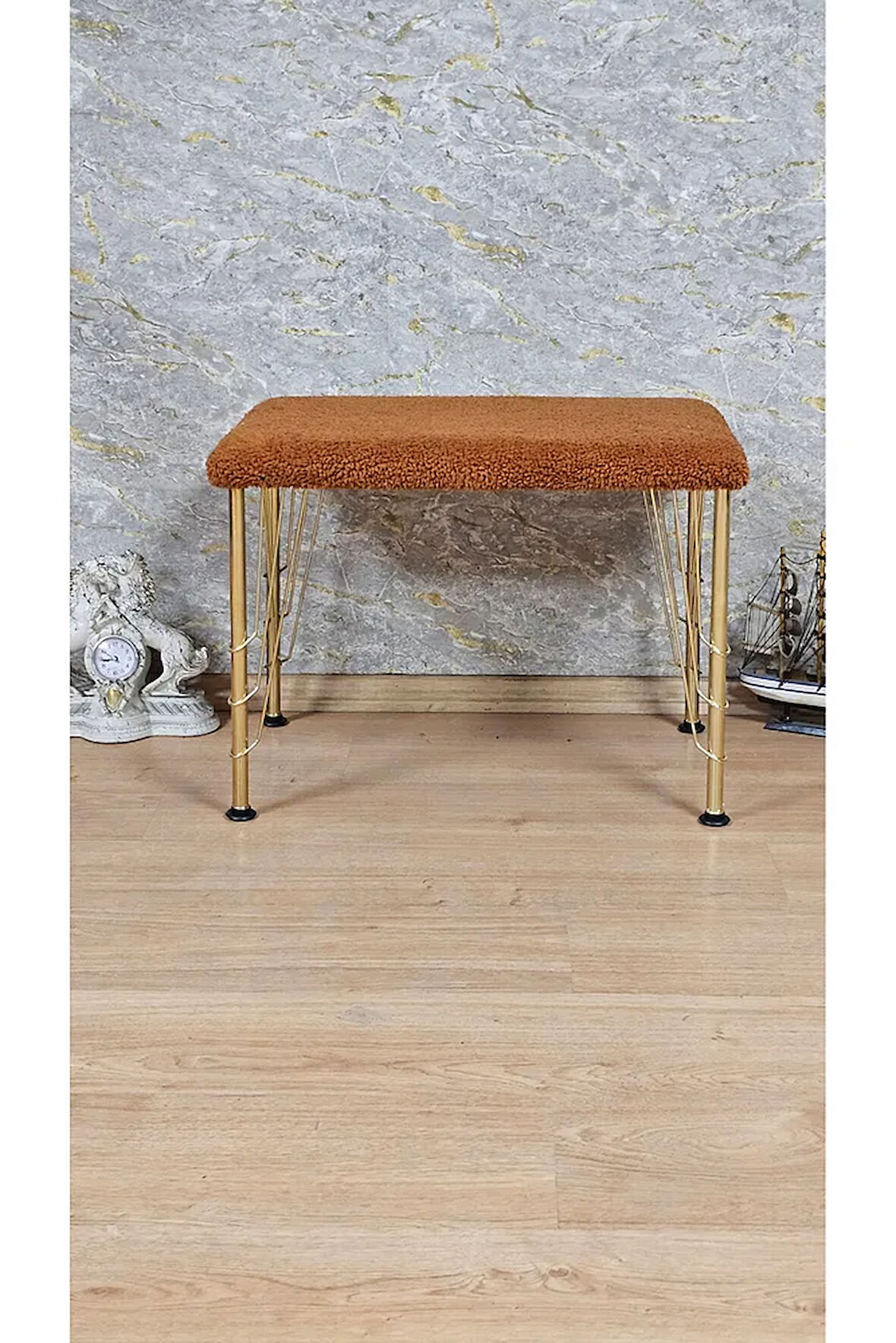 Tedy Kumaşlı 60 cm x 38 cm Gold Telli Ayak Oturak