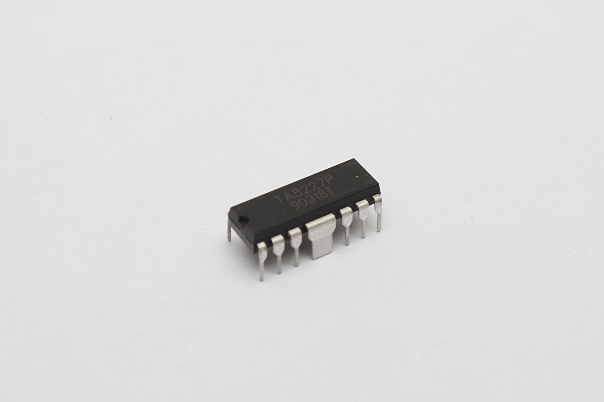 TA 8227P DIP-12F Entegre Devre