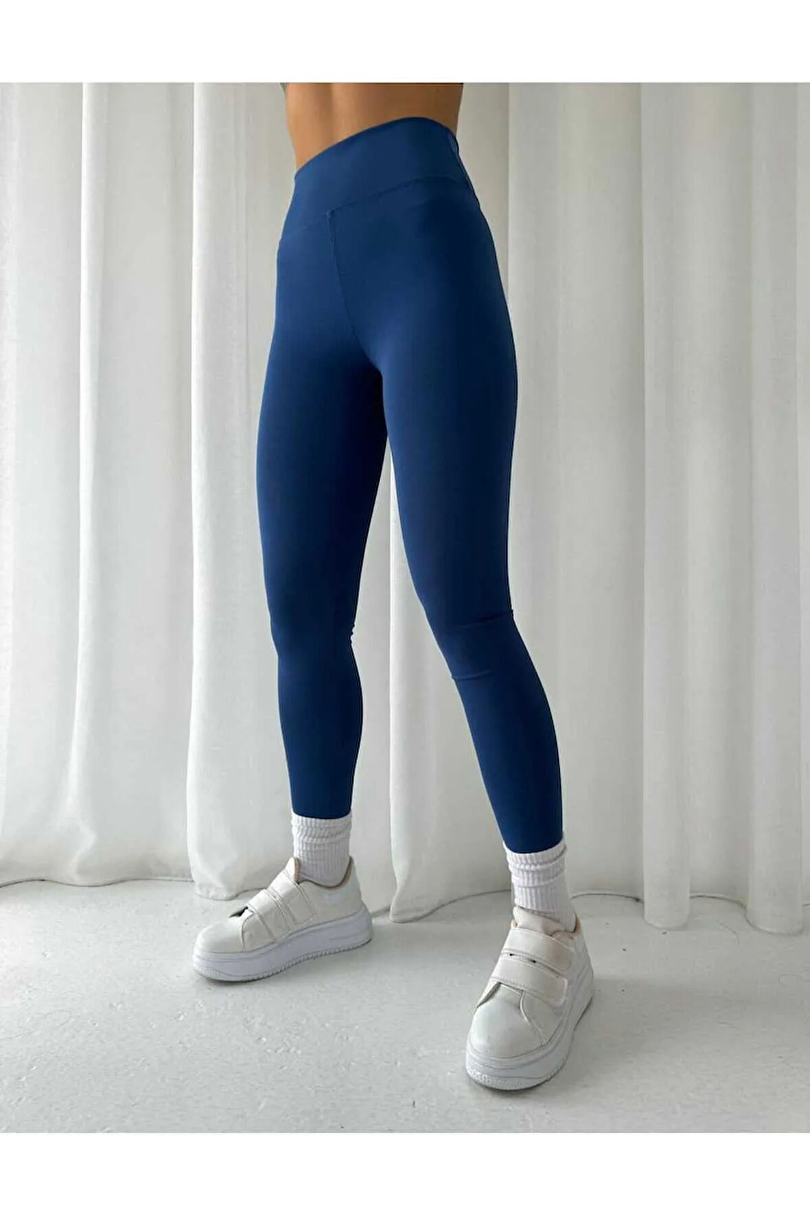 Yüksek Bel Dalgıç Kumaş Toparlayıcı Özellik. Iç Göstermez Kadın Tayt