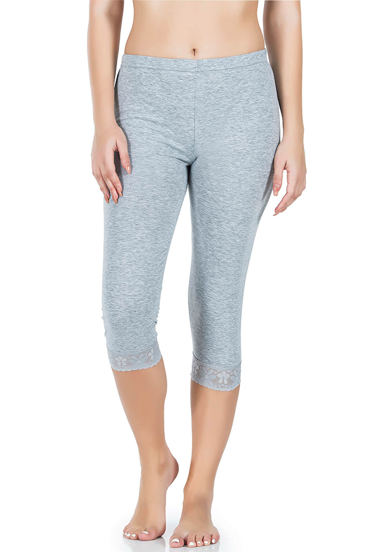 Paçası Dantelli Battal Kısa Kadın Tayt 414b