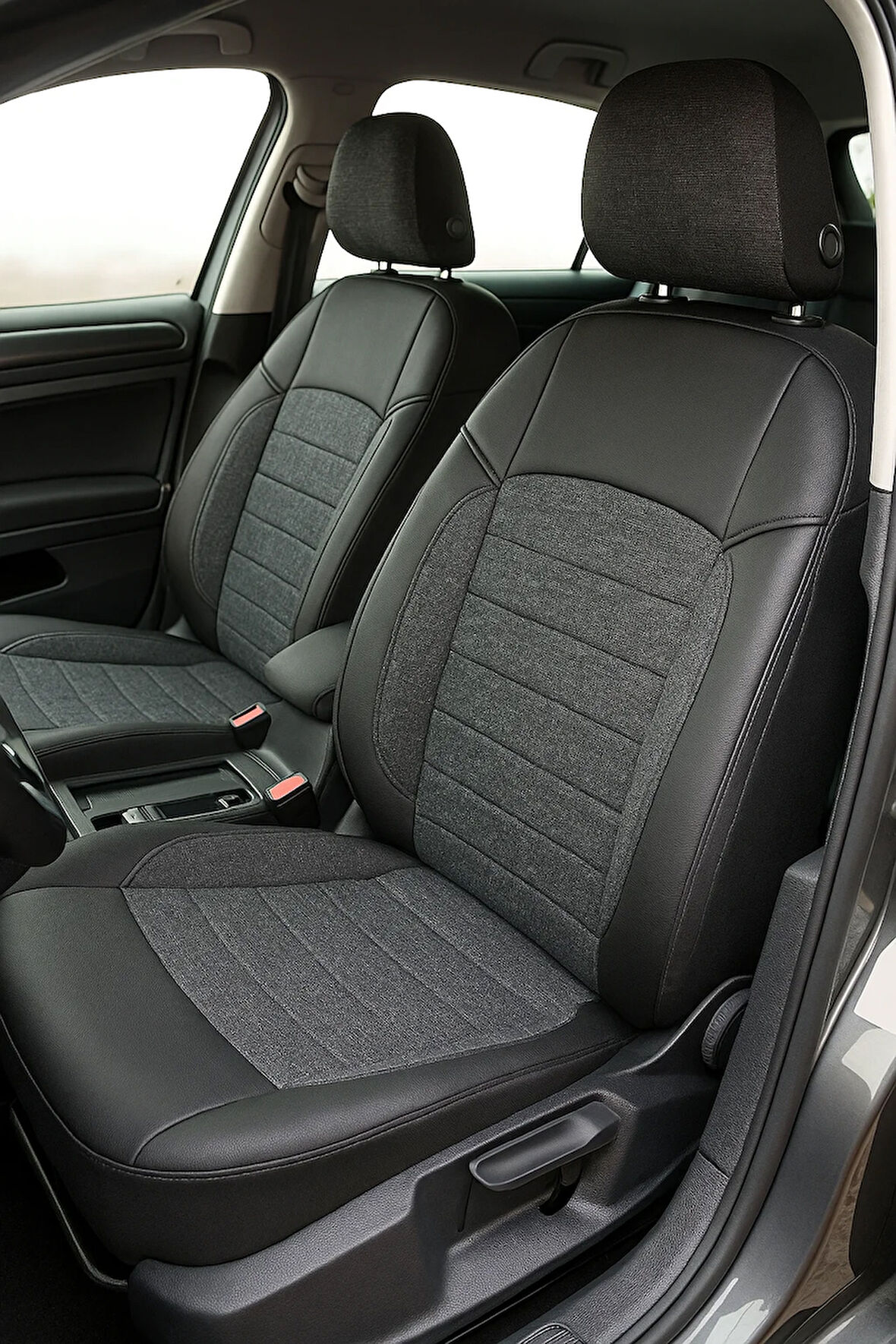 Ford C-Max Araçlara Uyumlu Oto Koltuk Kılıfı Seti - Keten Deri Detay - Zeus Model